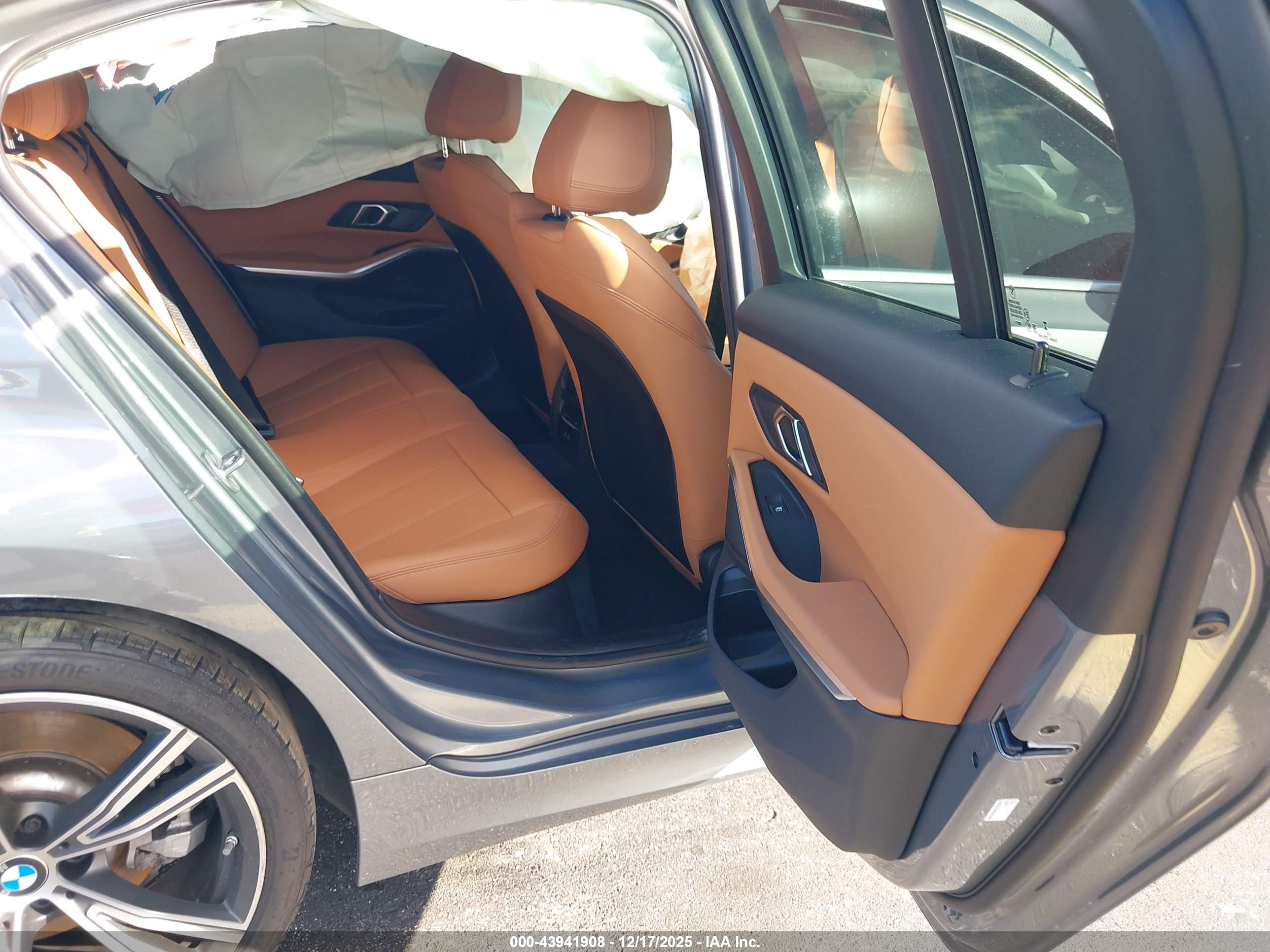 BMW 330I image 8