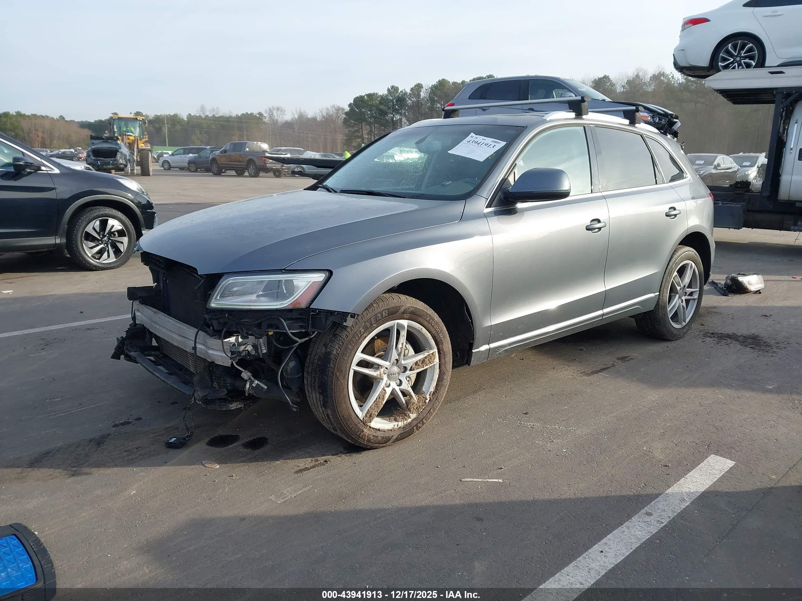AUDI Q5 image 2