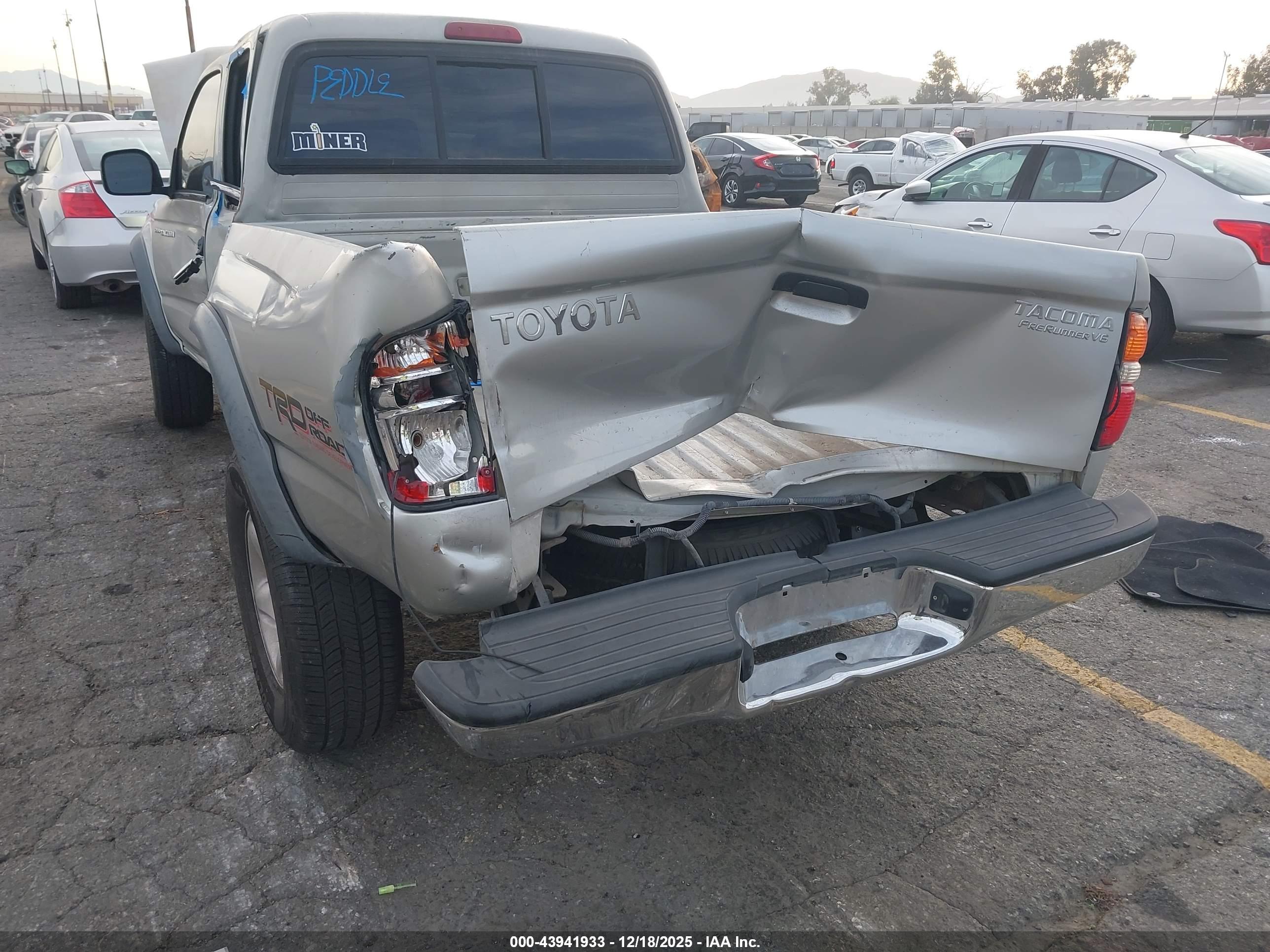 TOYOTA TACOMA image 6