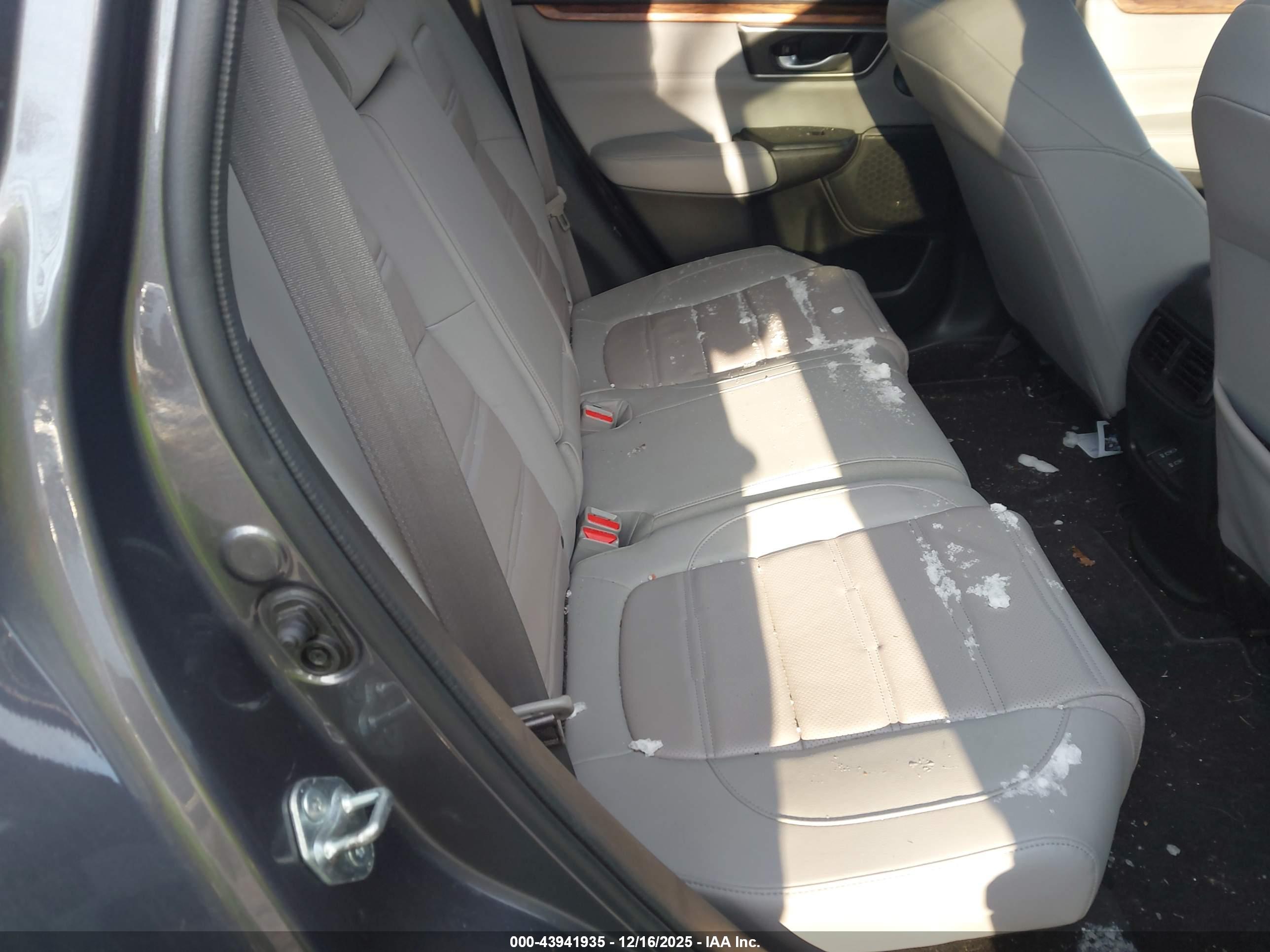 HONDA CR-V image 8