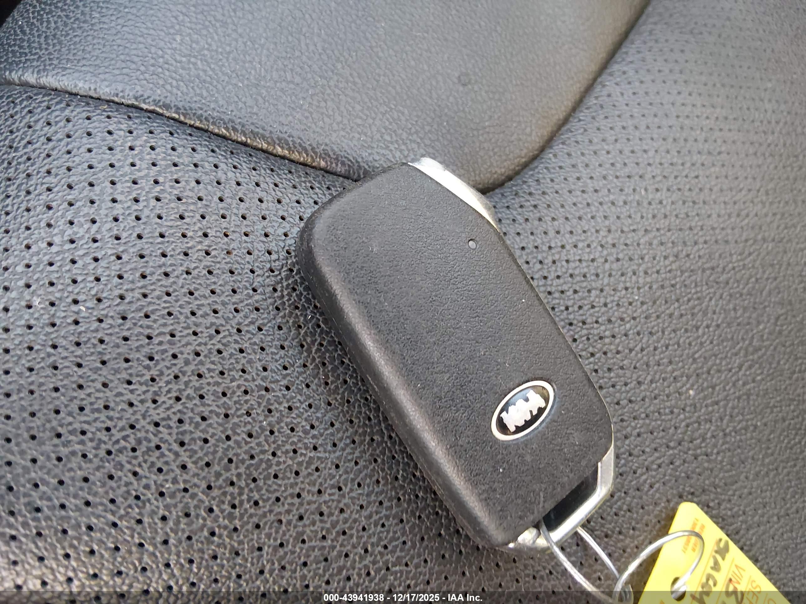 KIA NIRO image 11