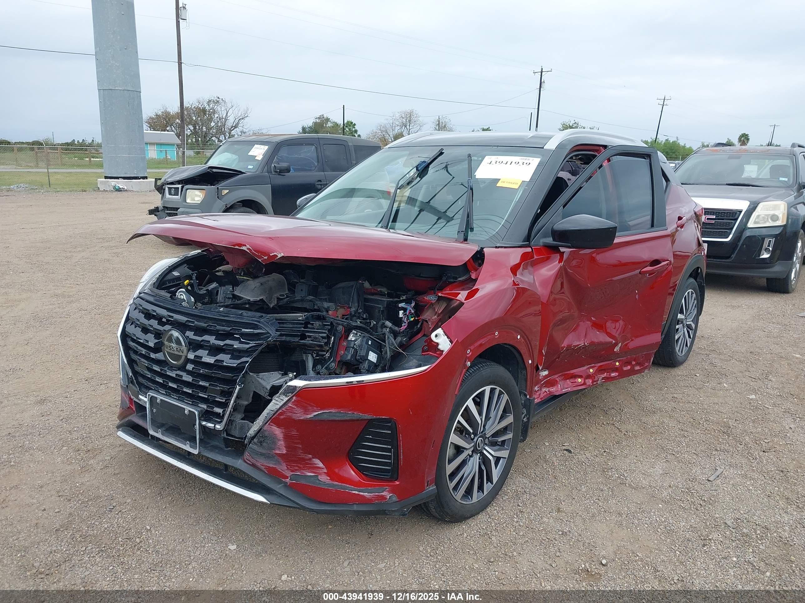 NISSAN KICKS image 6
