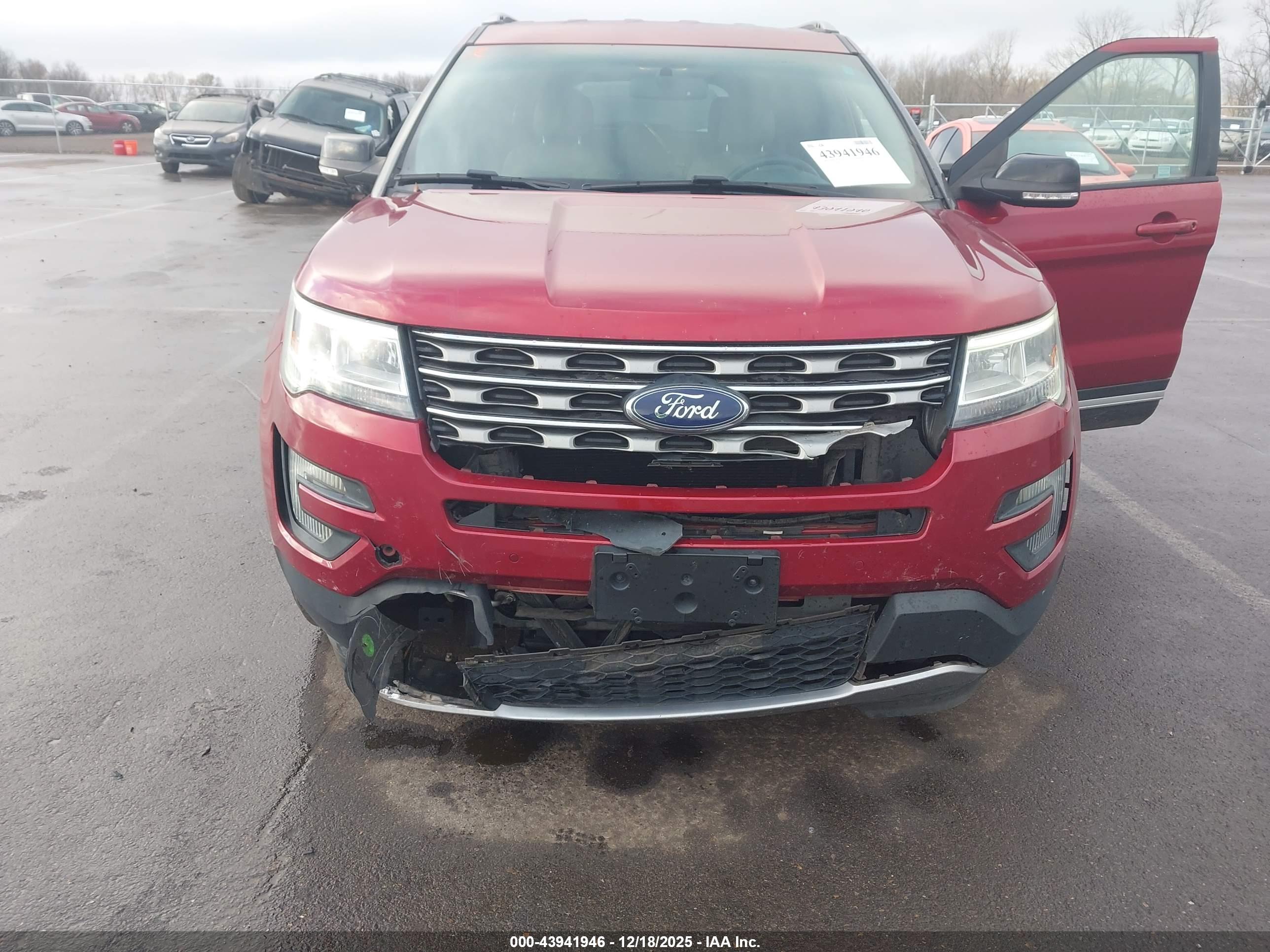 FORD EXPLORER image 6