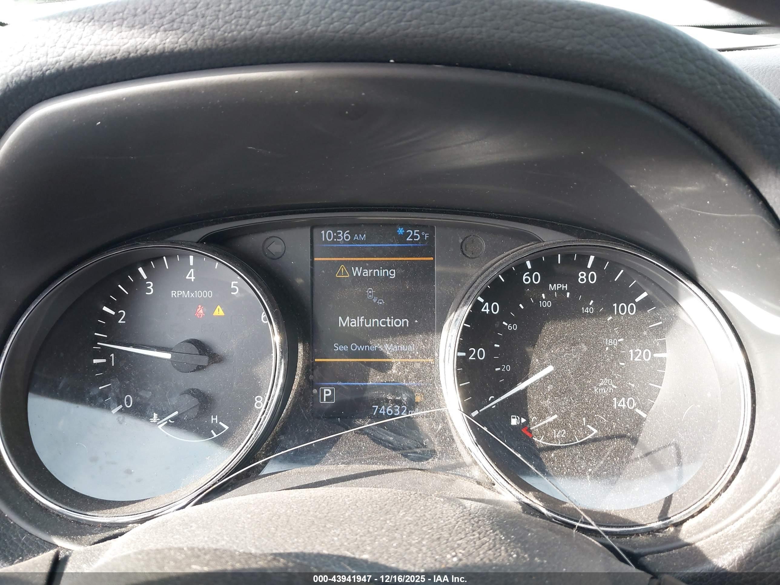 NISSAN ROGUE image 7