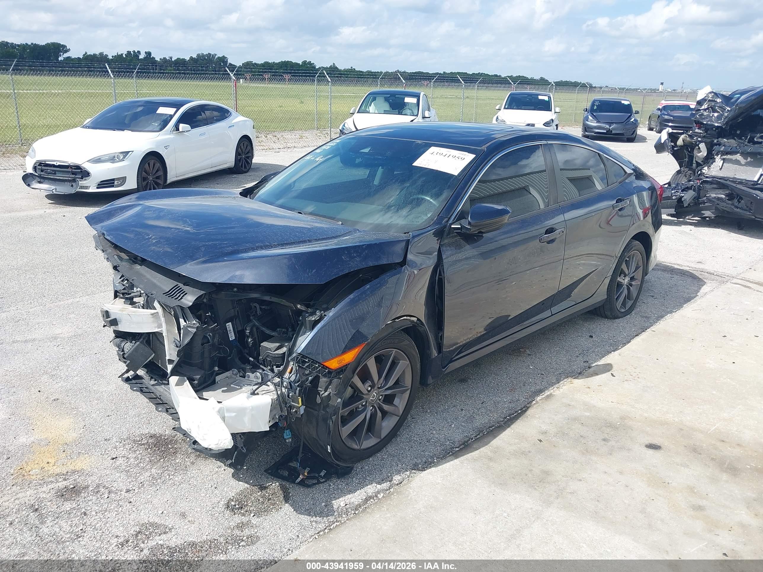 HONDA CIVIC image 2