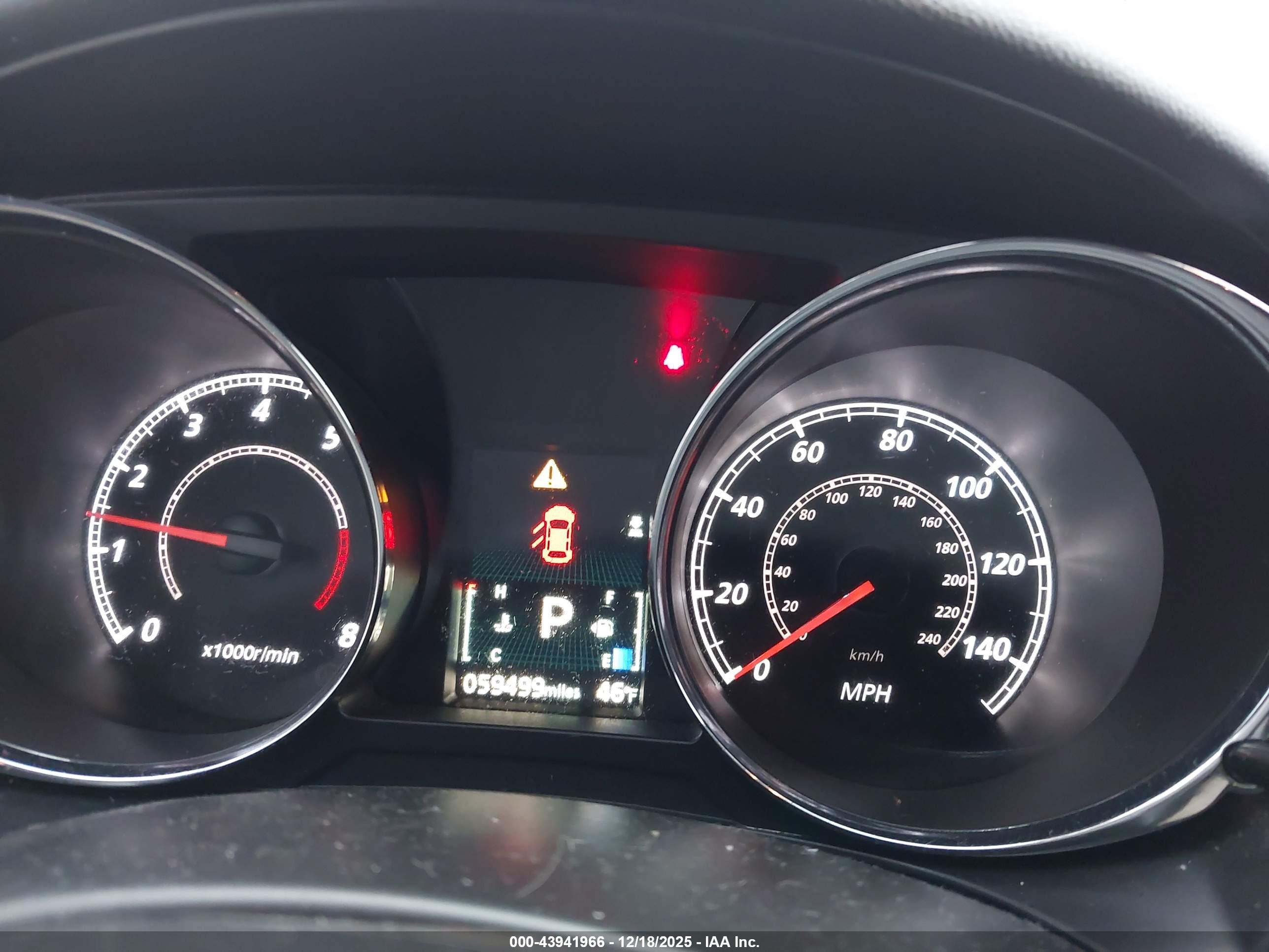 MITSUBISHI OUTLANDER image 7