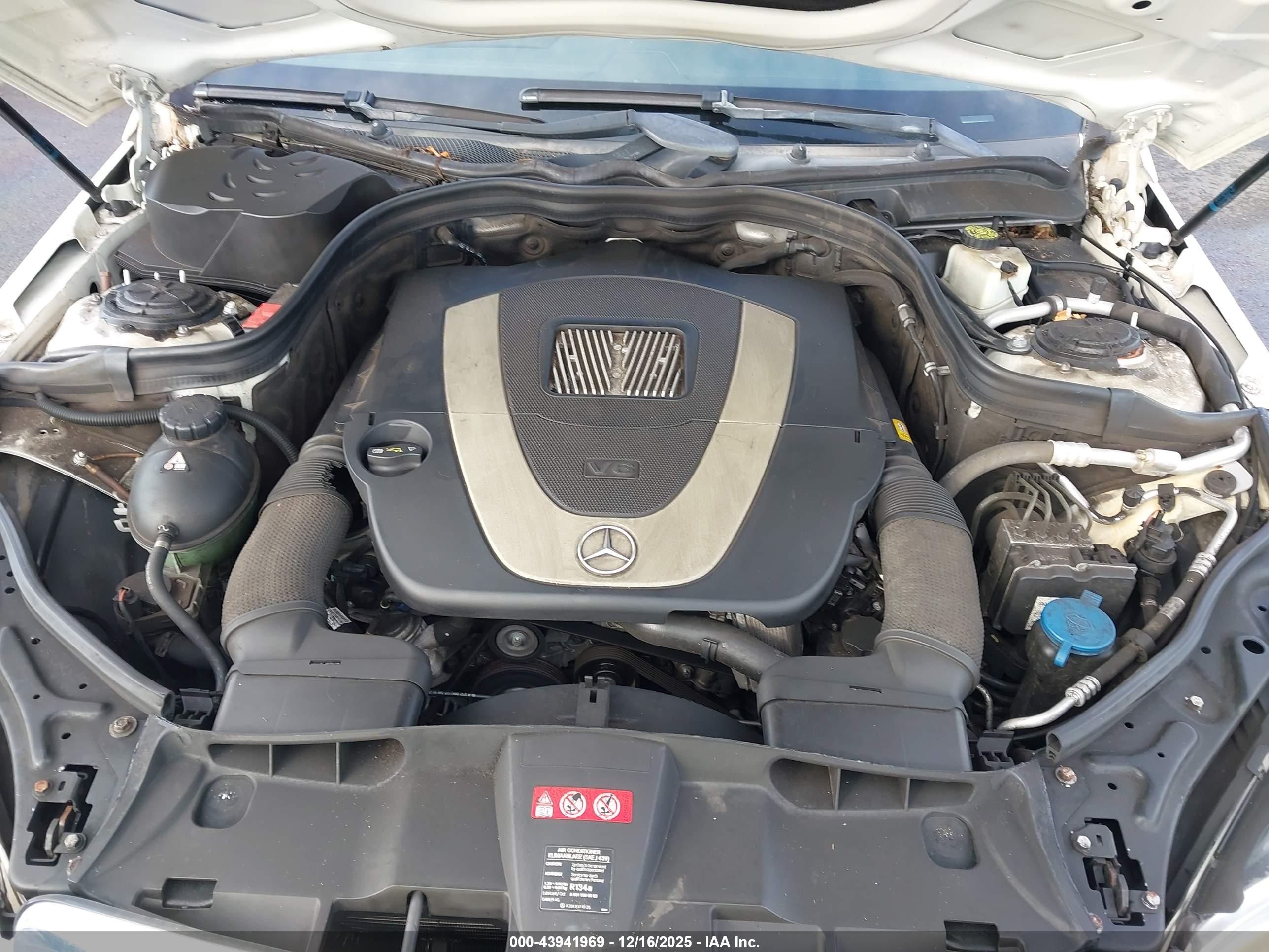MERCEDES-BENZ E image 10