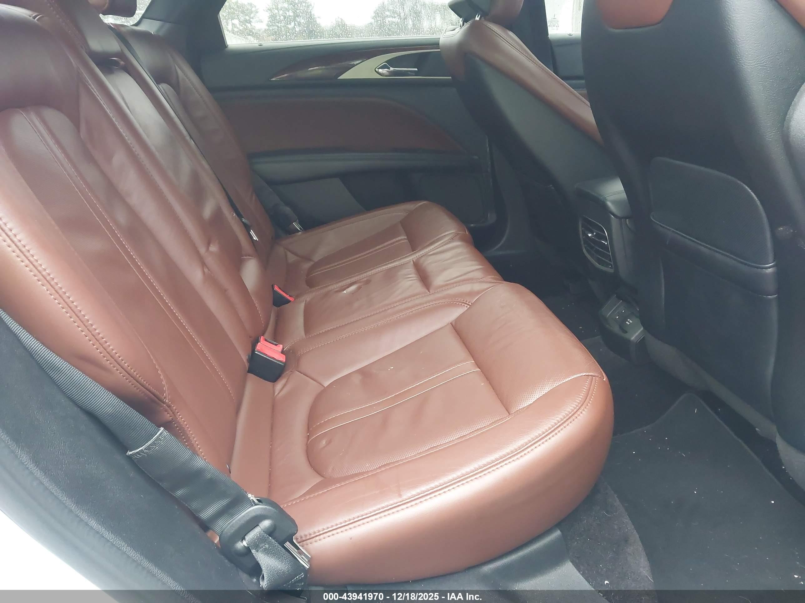 LINCOLN MKZ image 8