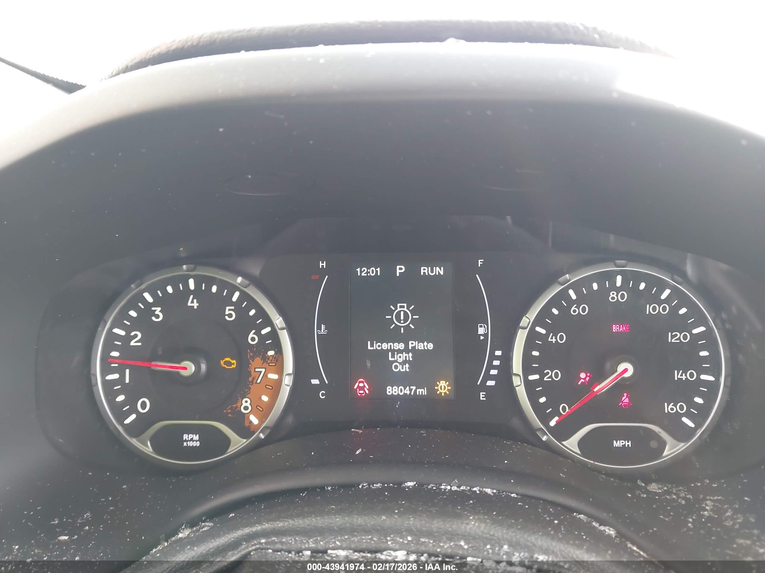 JEEP RENEGADE image 7