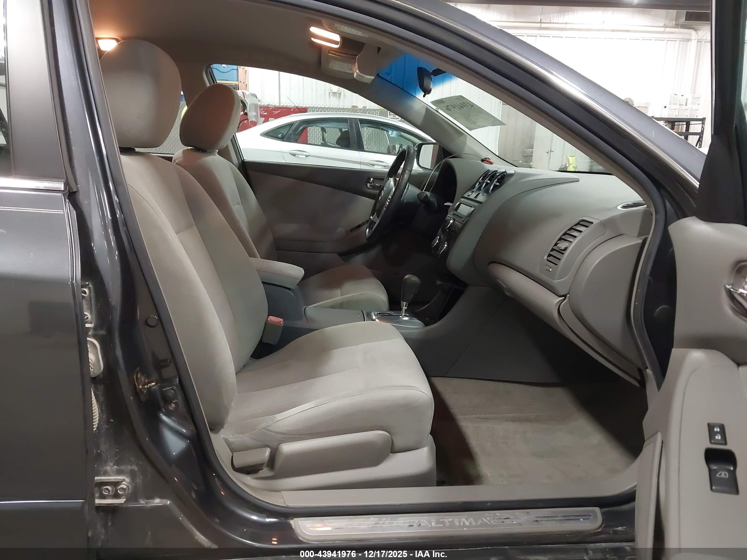 NISSAN ALTIMA image 5