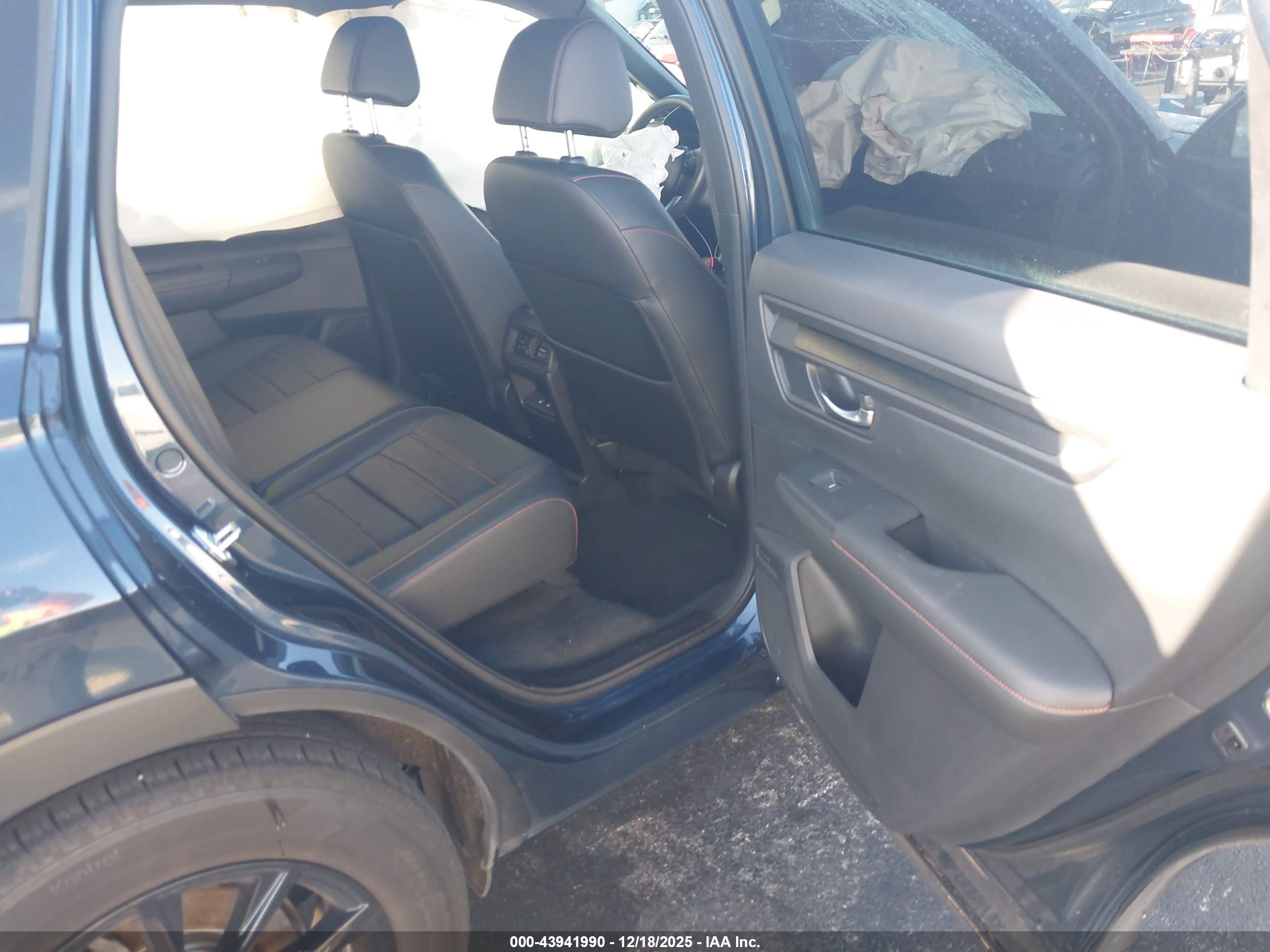 HONDA CR-V image 8