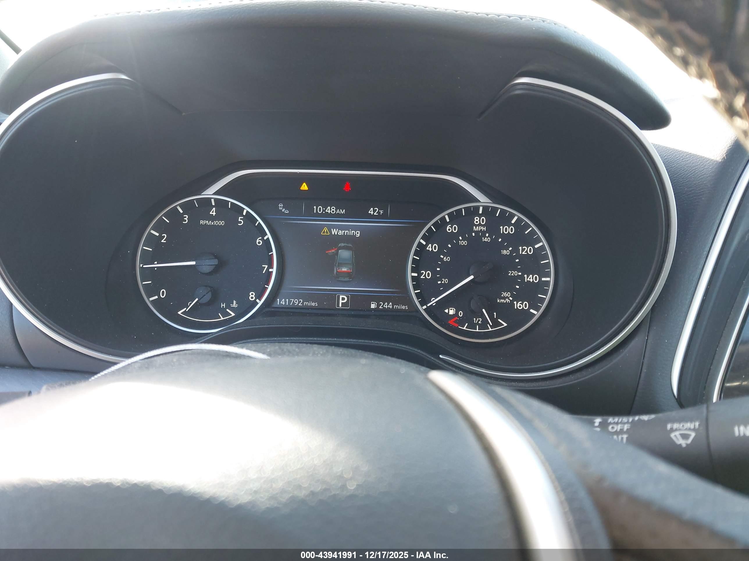 NISSAN MAXIMA image 7