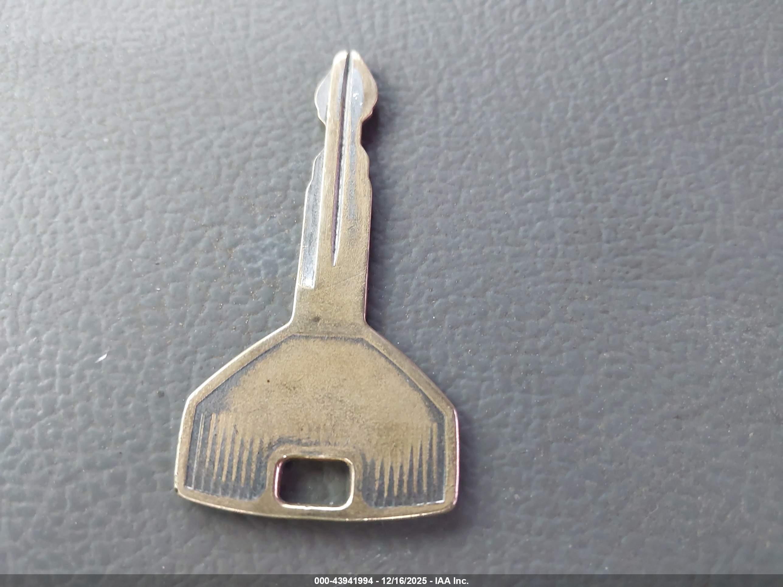 DODGE DAKOTA image 11