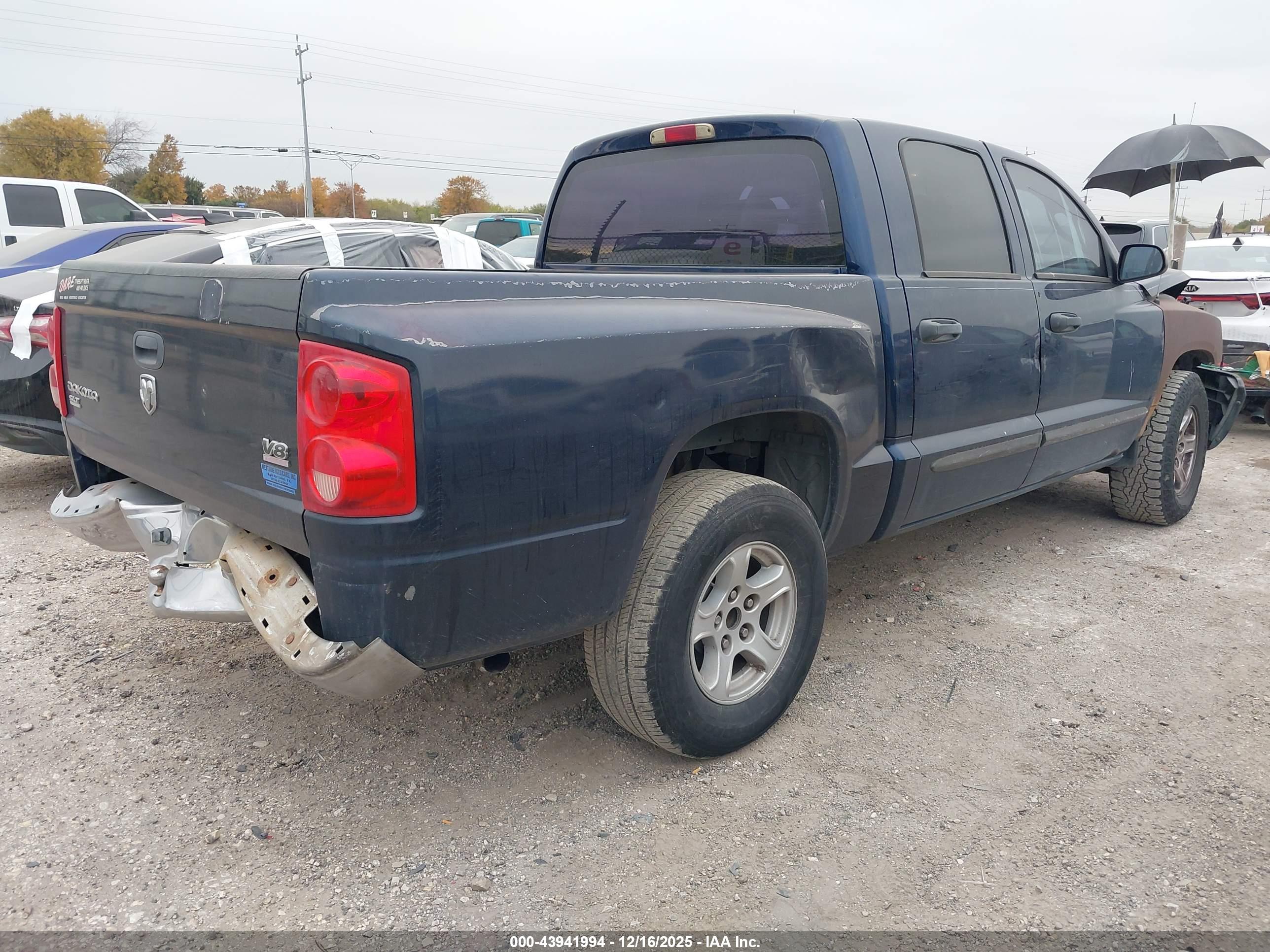 DODGE DAKOTA image 4