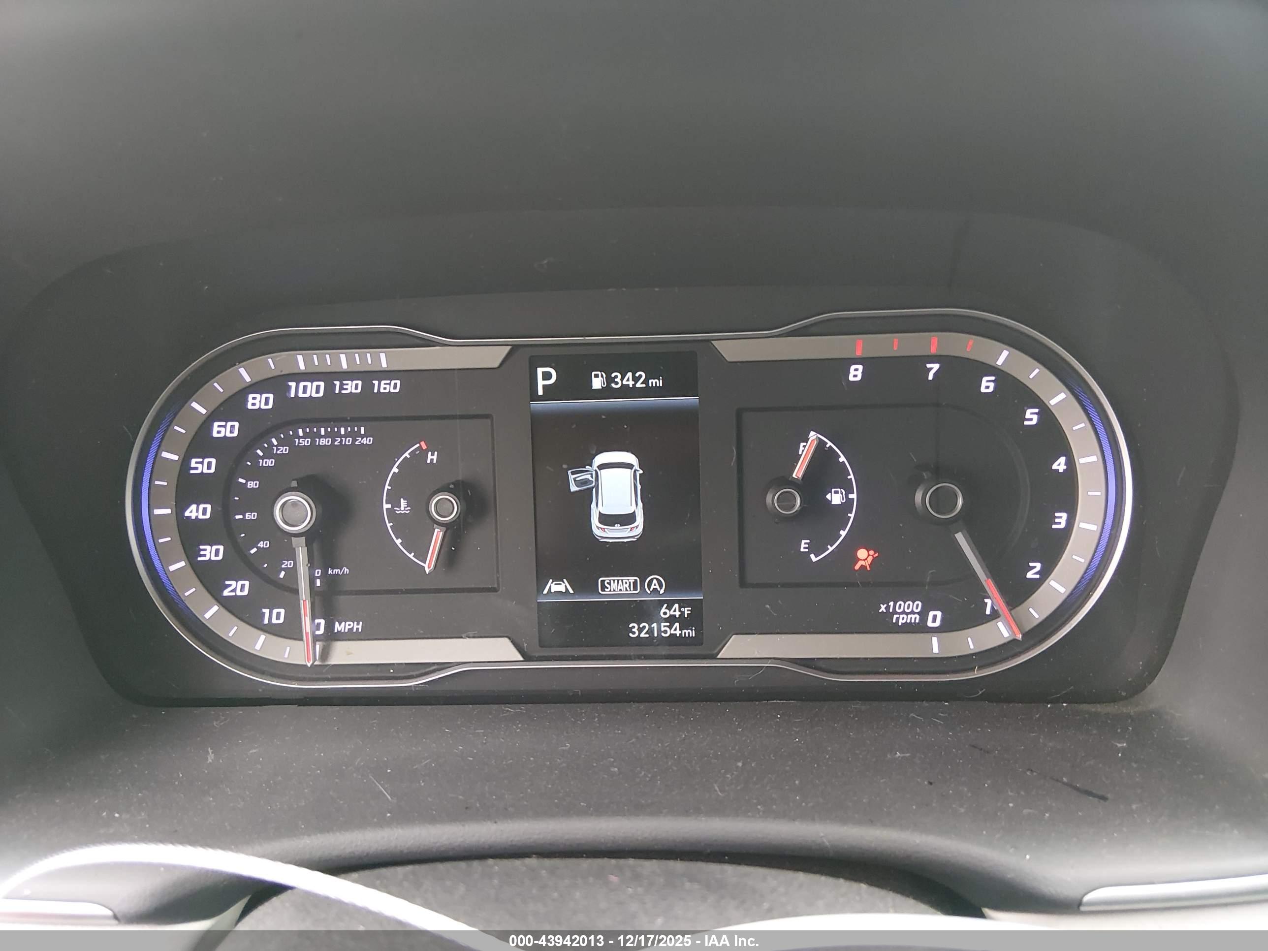 HYUNDAI TUCSON image 7
