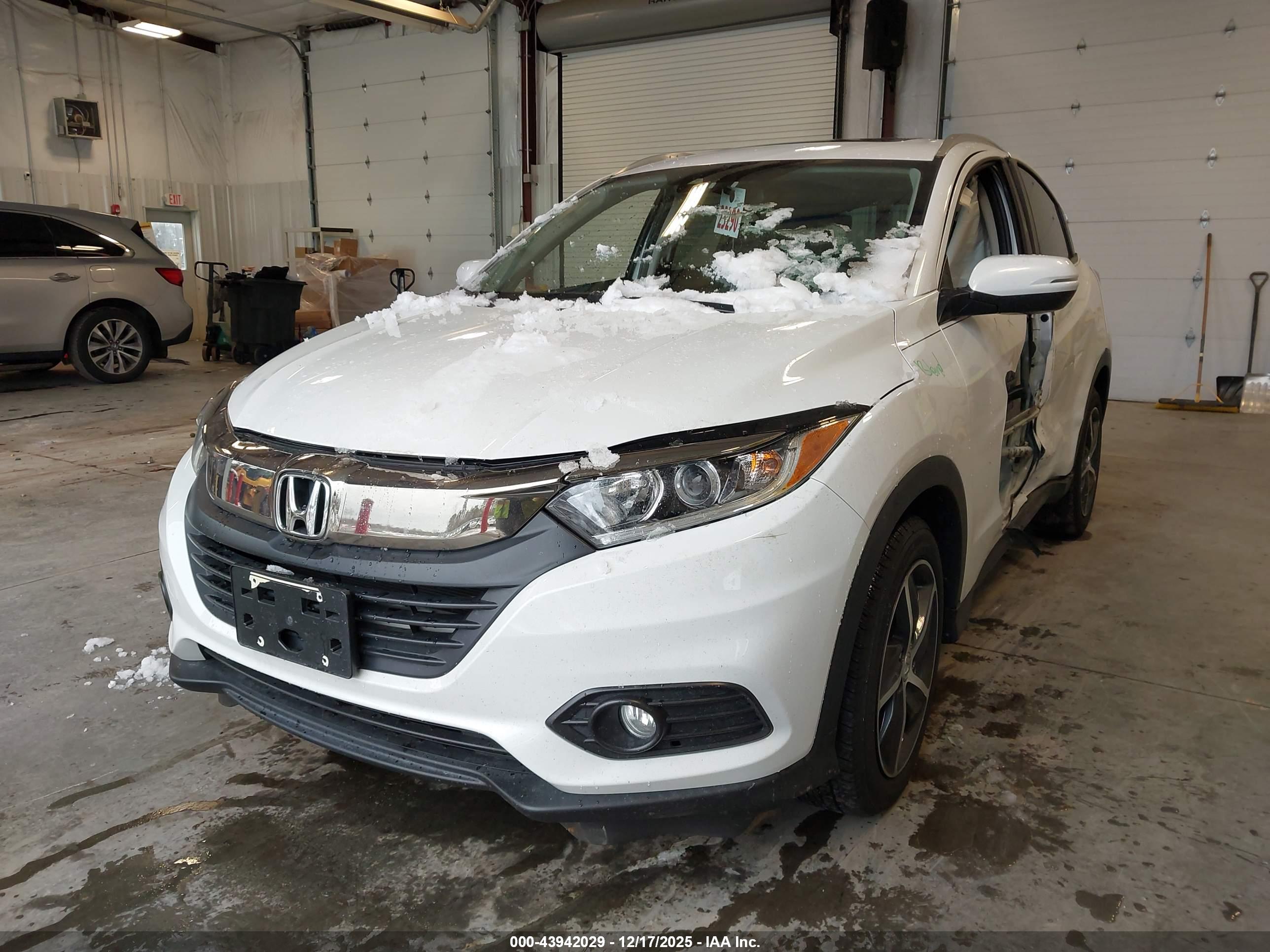 HONDA HR-V image 2