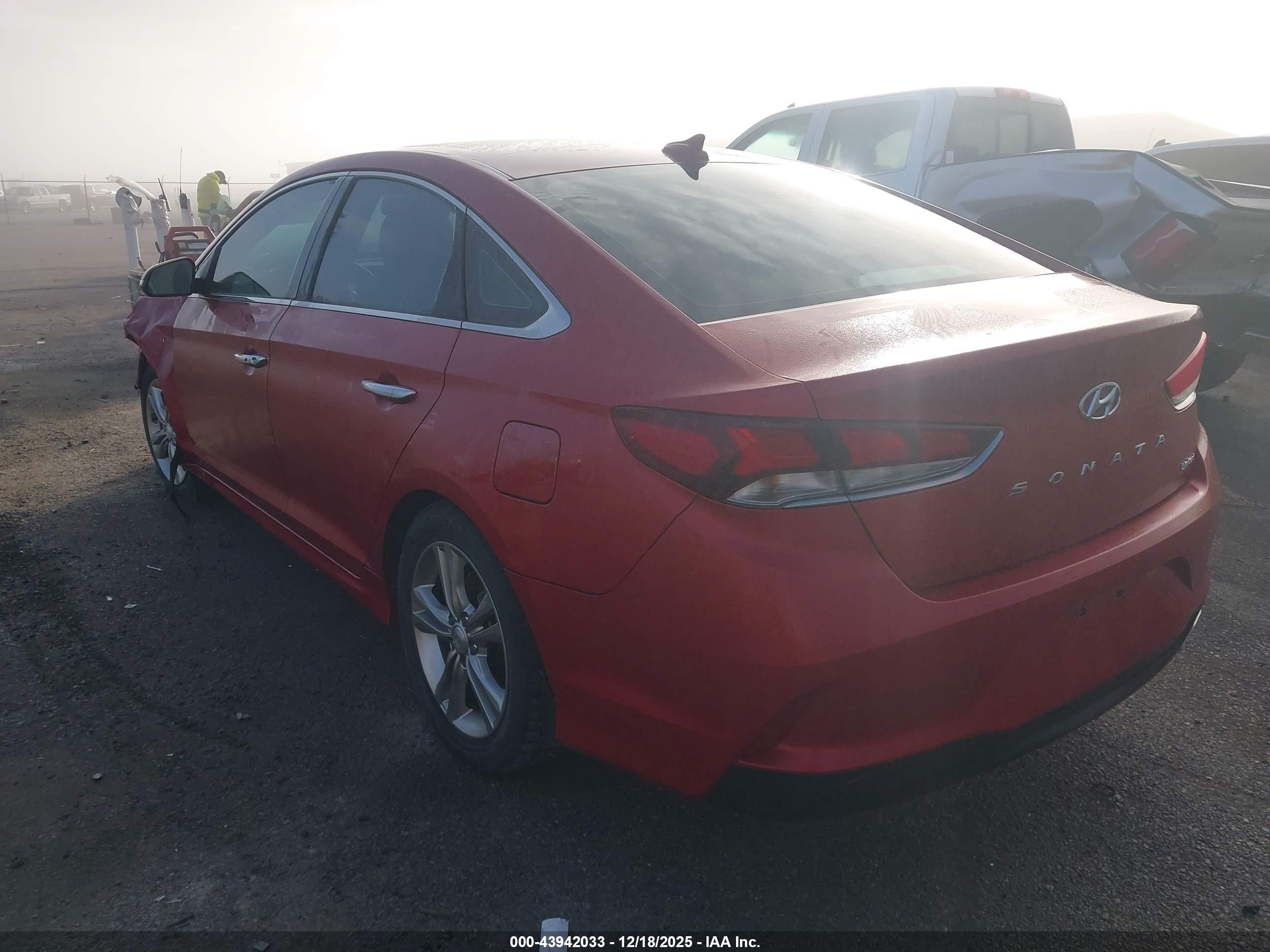HYUNDAI SONATA image 3