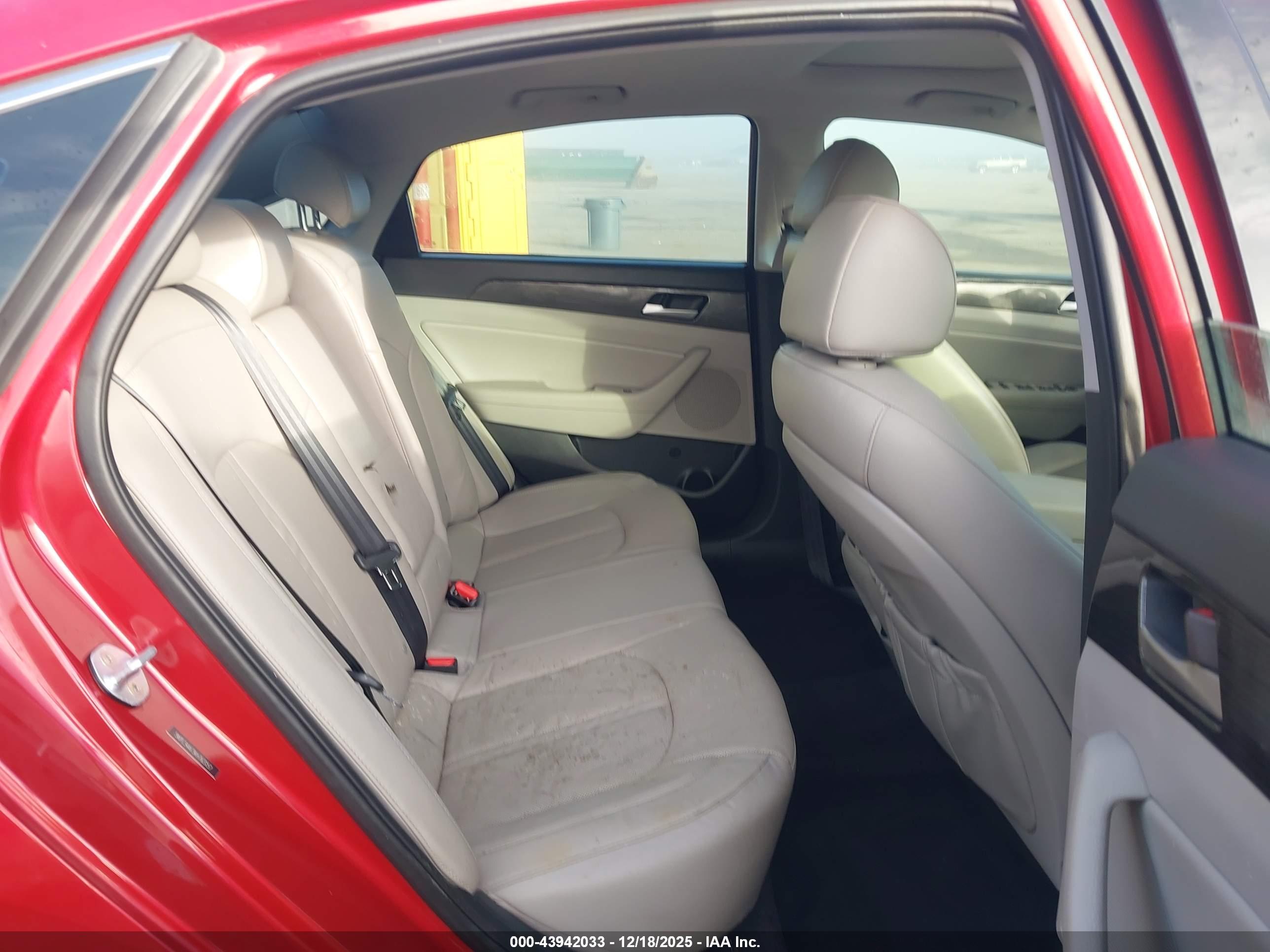 HYUNDAI SONATA image 8