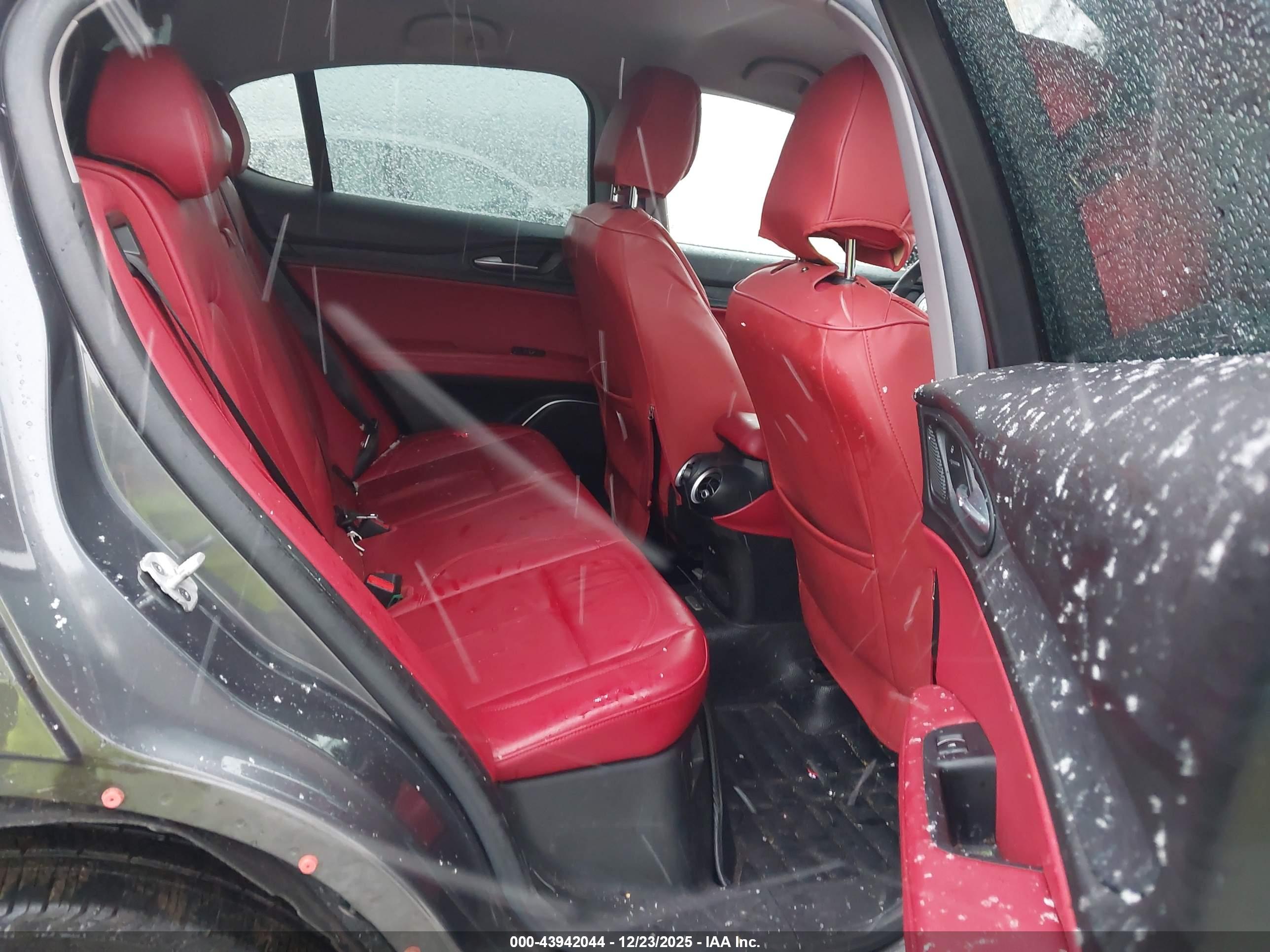 ALFA ROMEO image 8