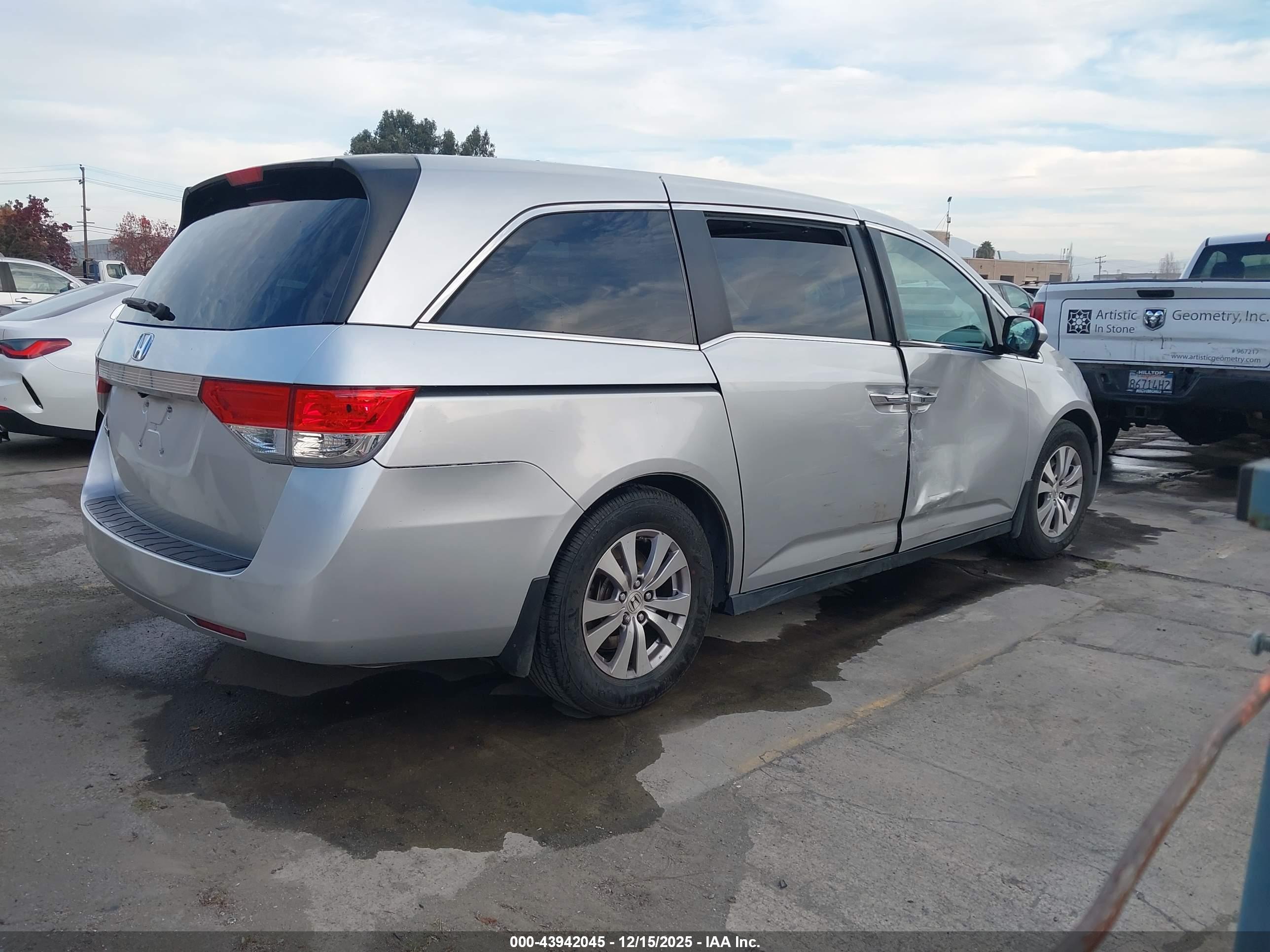 HONDA ODYSSEY image 4