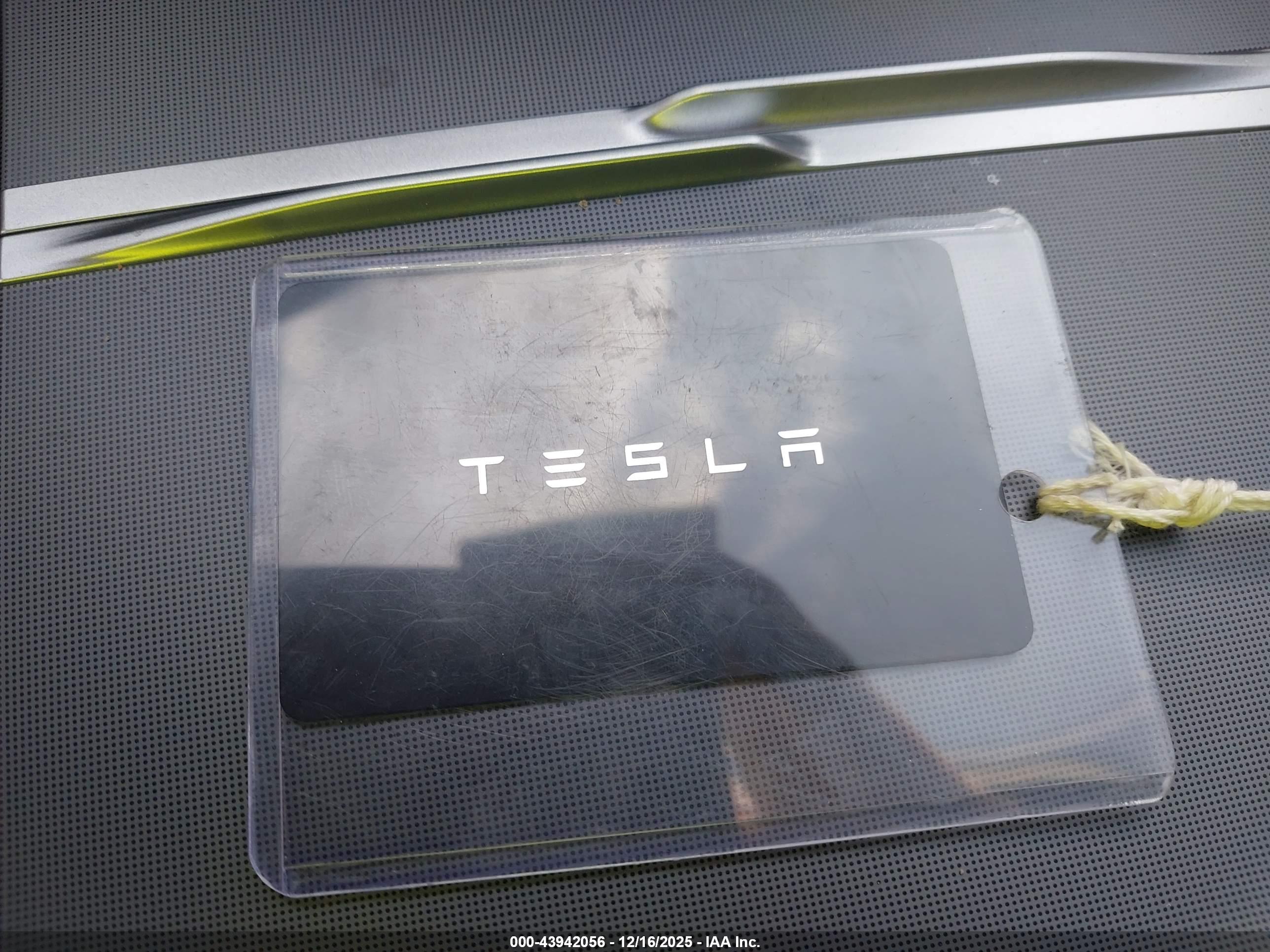 TESLA MODEL image 11