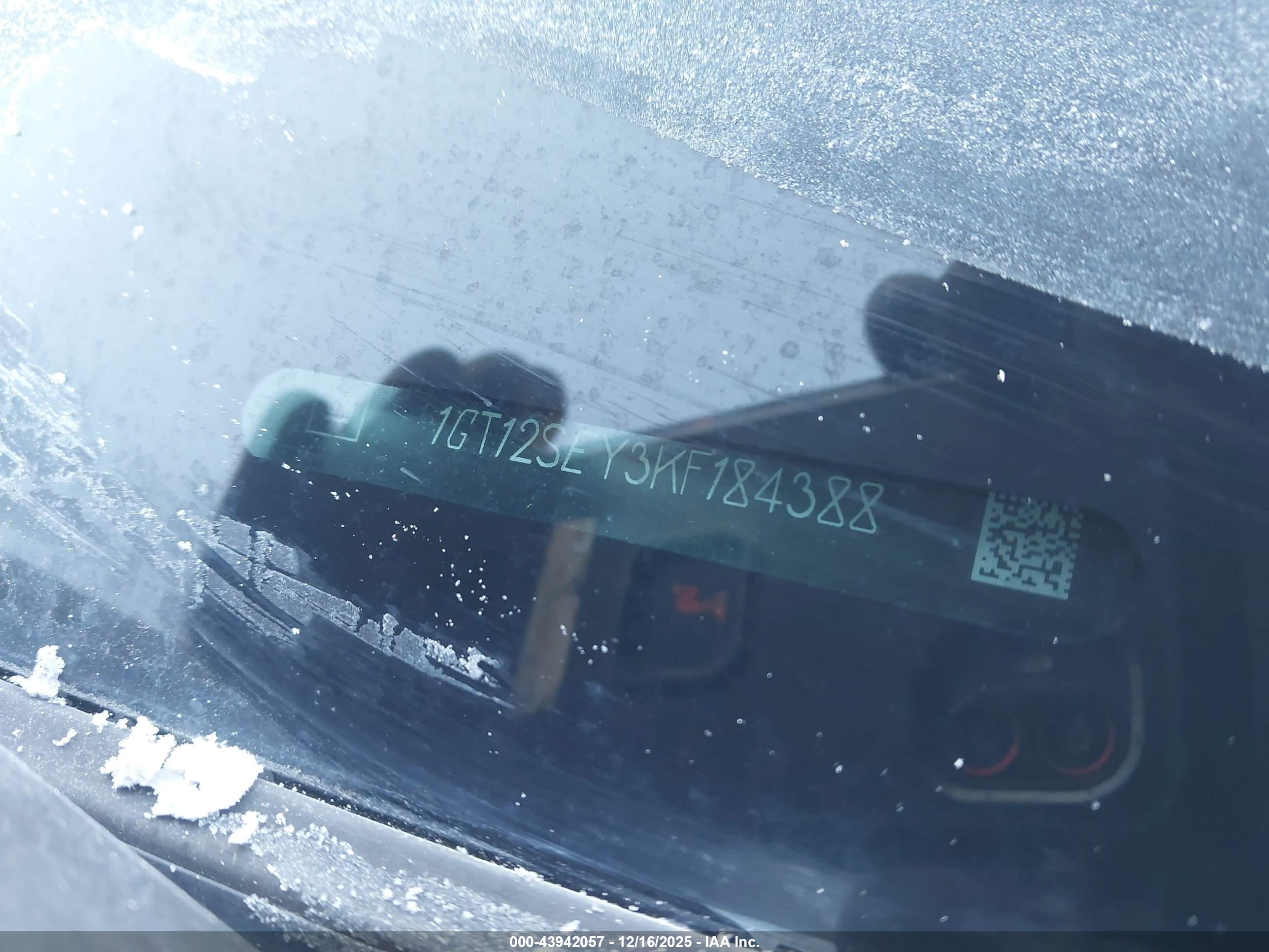 GMC SIERRA image 9