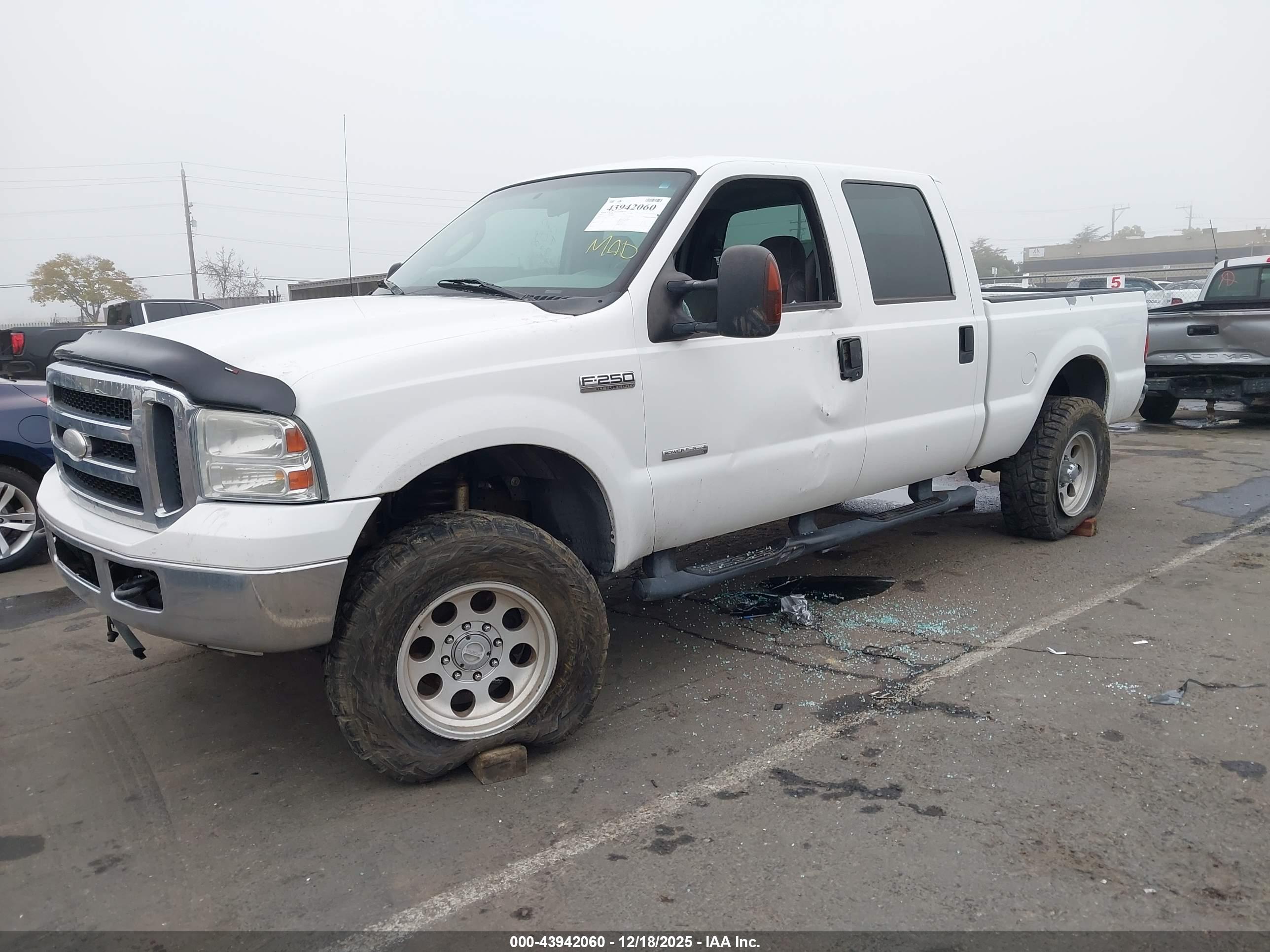 FORD F-250 image 2