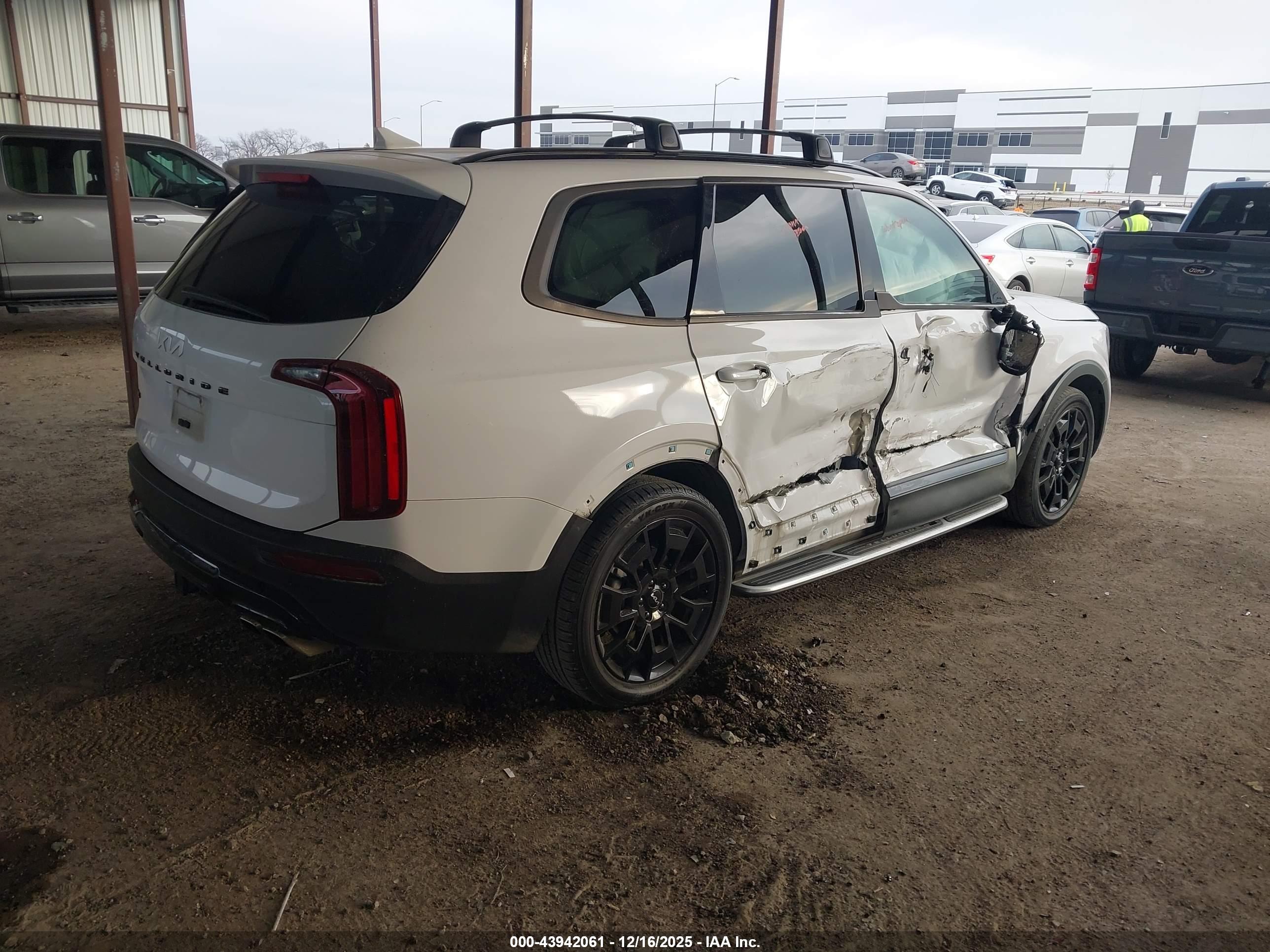 KIA TELLURIDE image 4