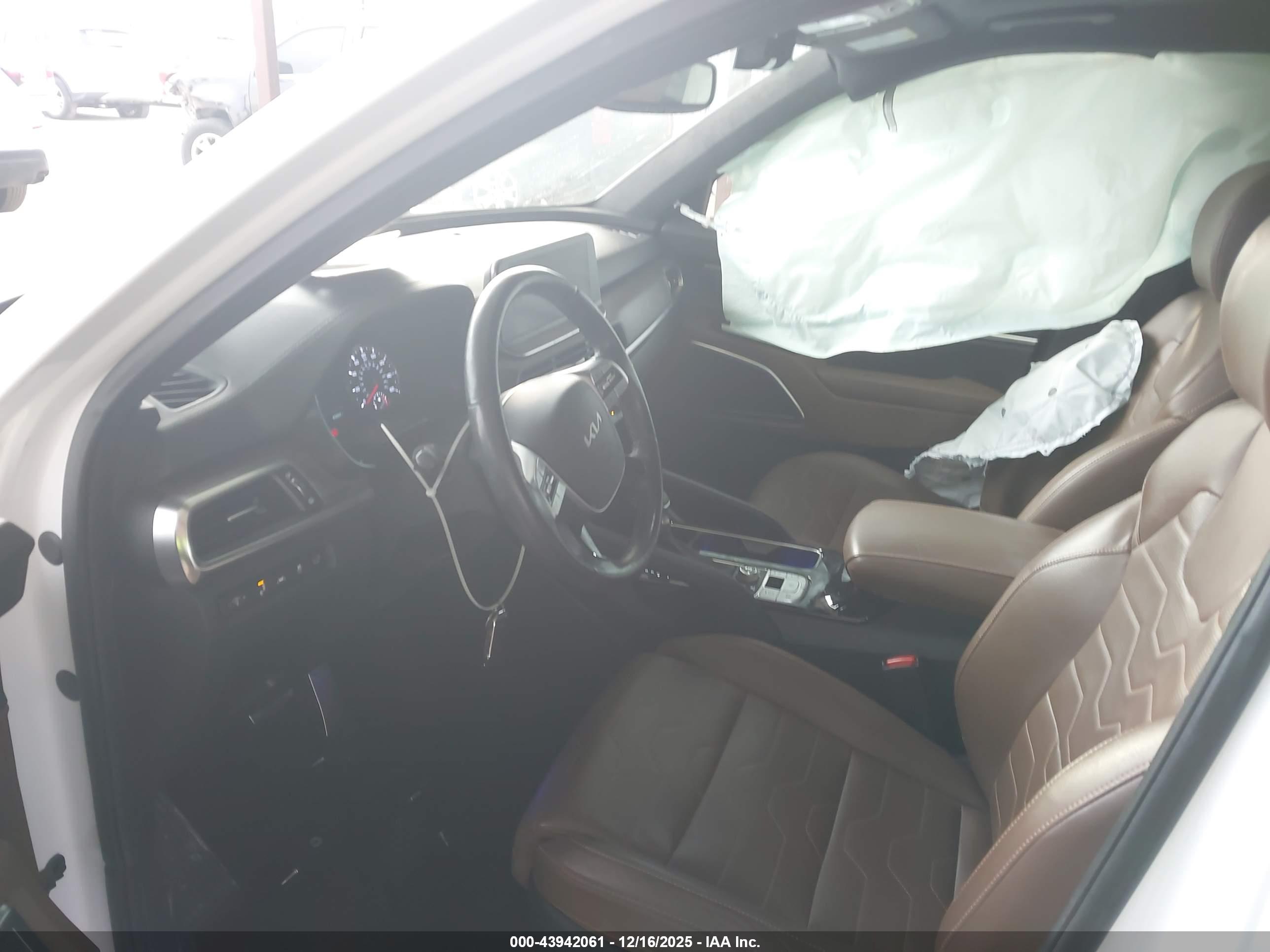 KIA TELLURIDE image 5