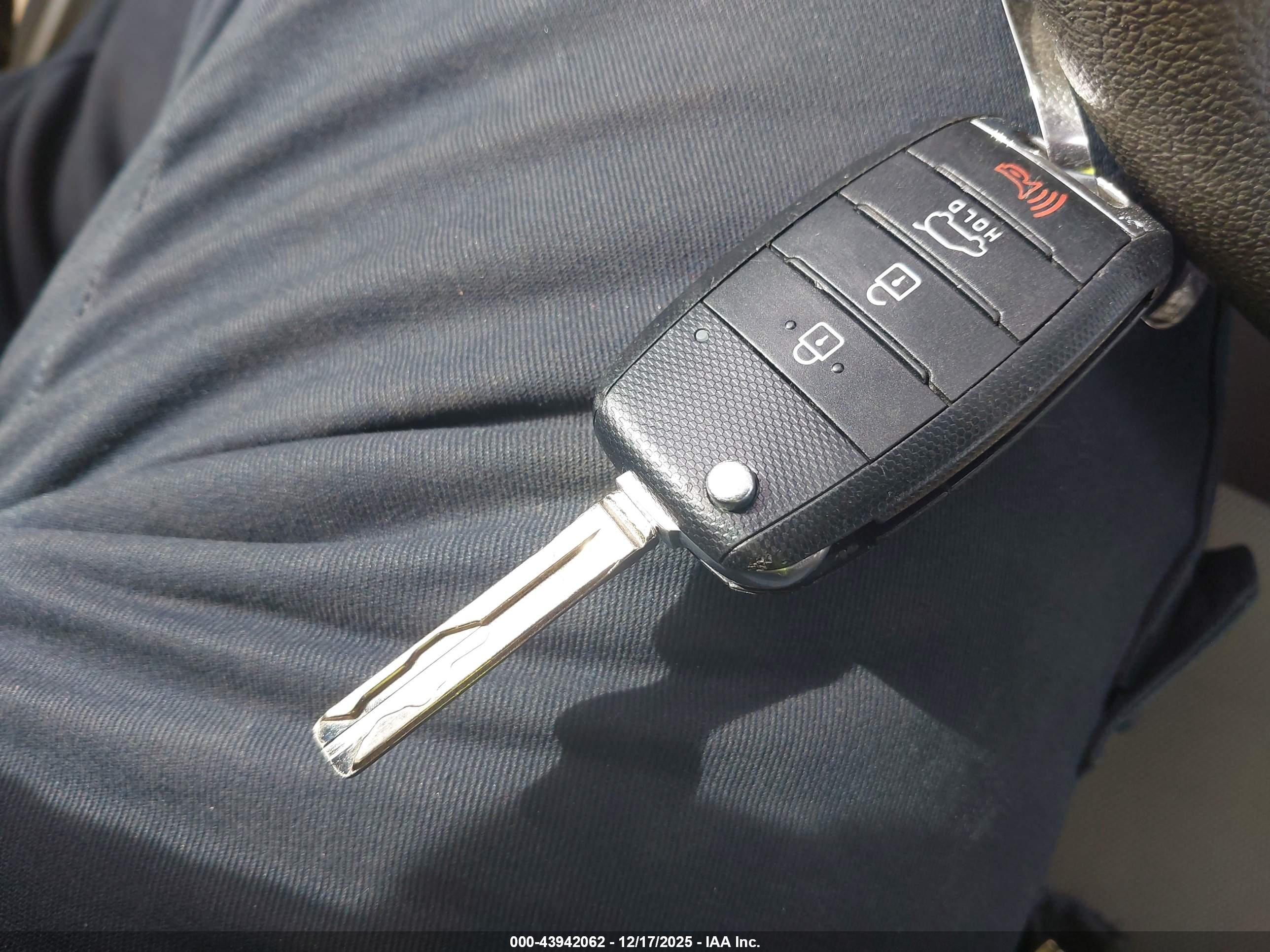 KIA SPORTAGE image 11