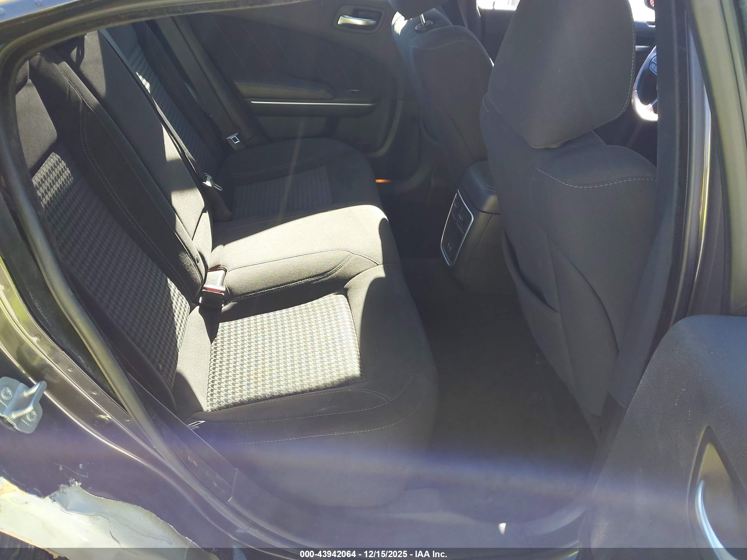 DODGE CHARGER image 8