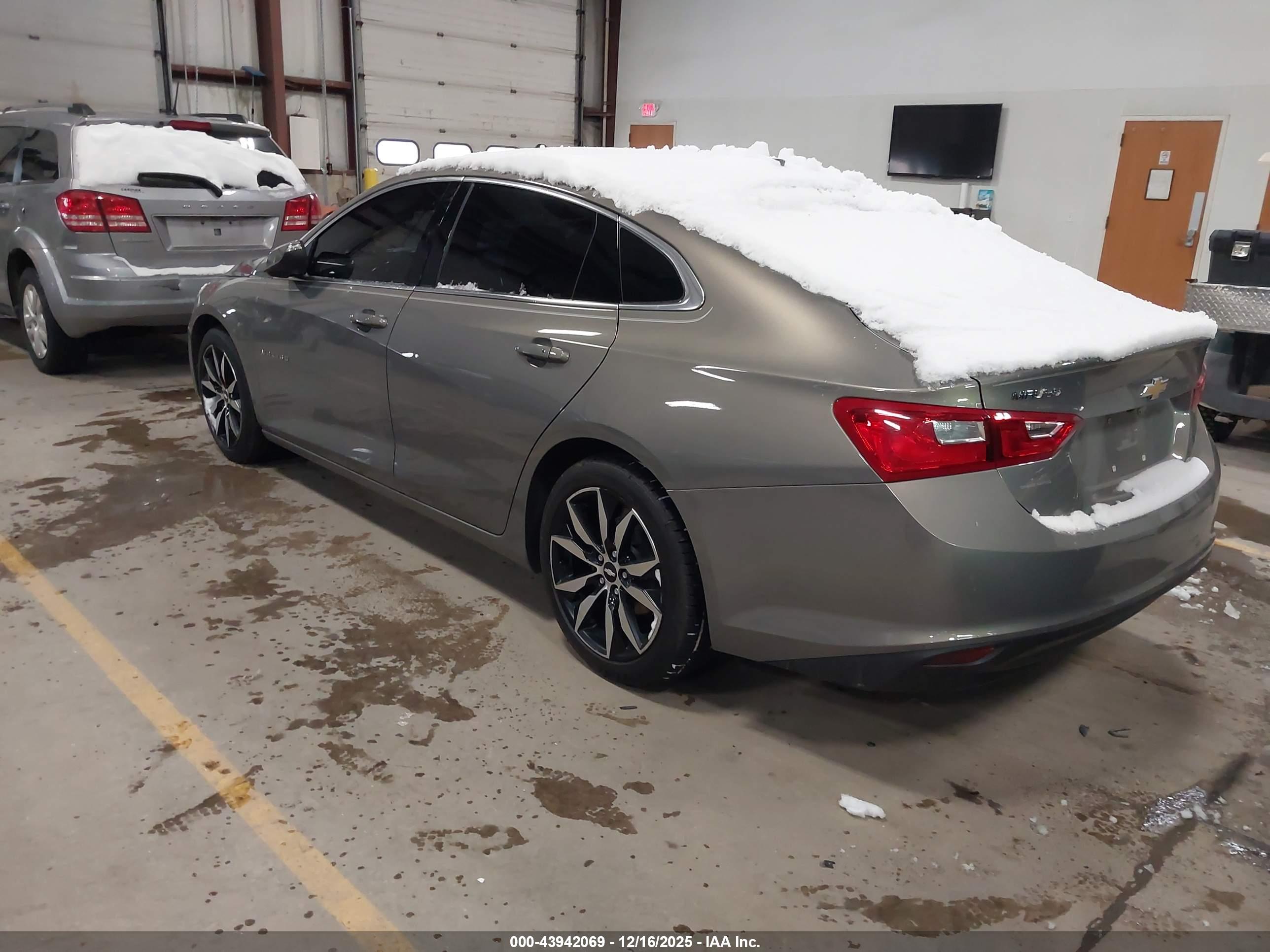 CHEVROLET MALIBU image 3