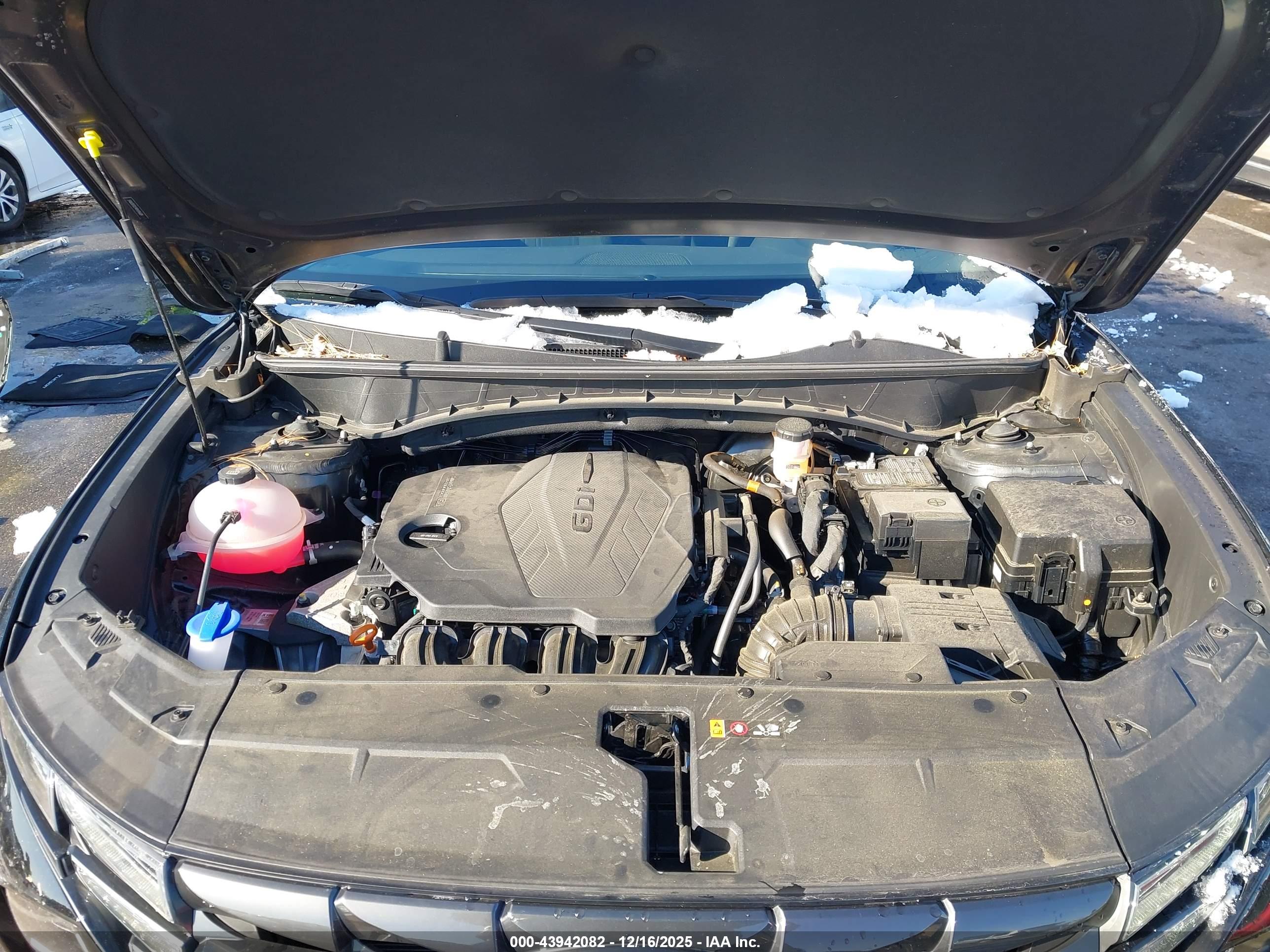 HYUNDAI TUCSON image 10