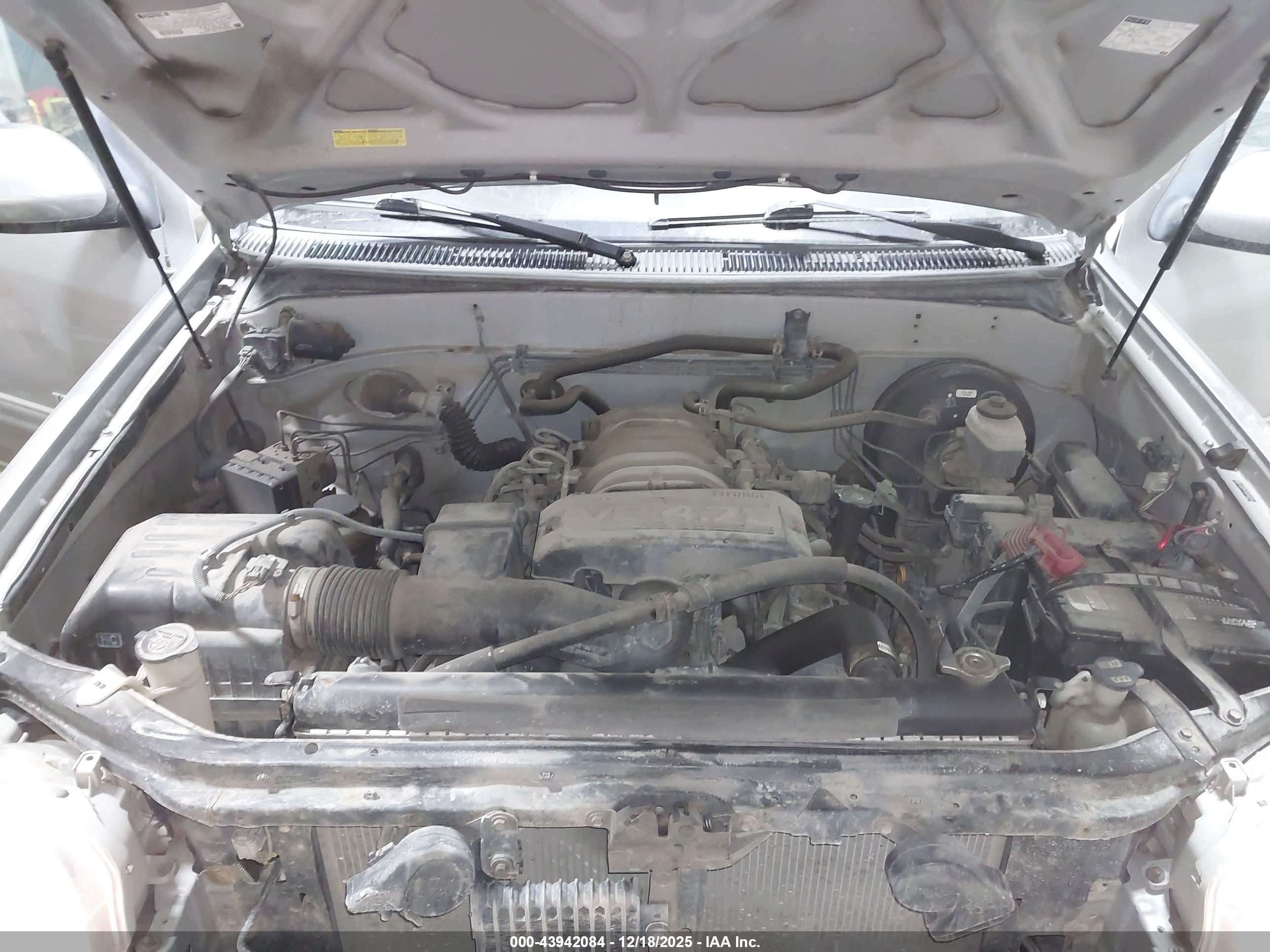 TOYOTA TUNDRA image 10