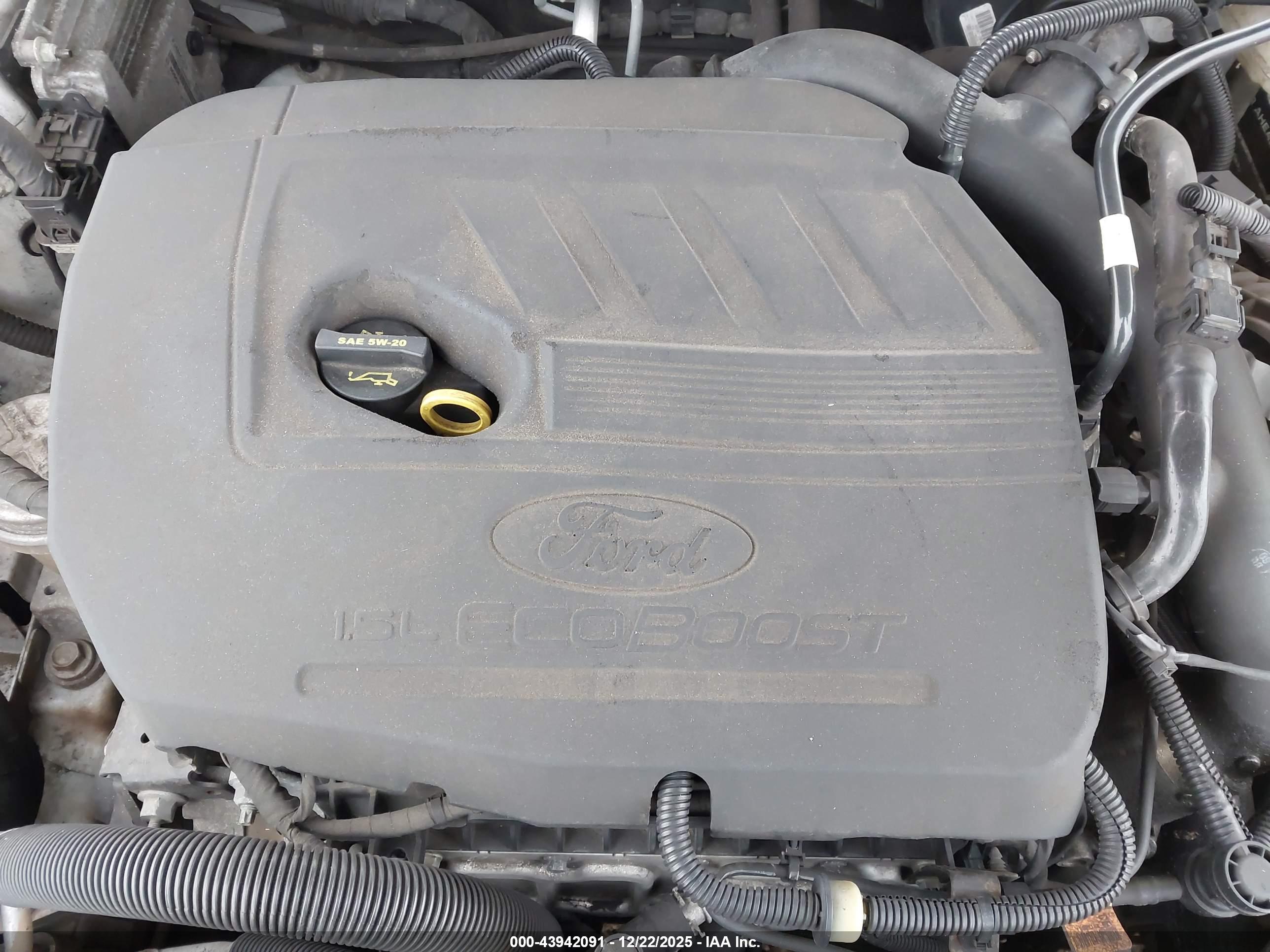 FORD FUSION image 10