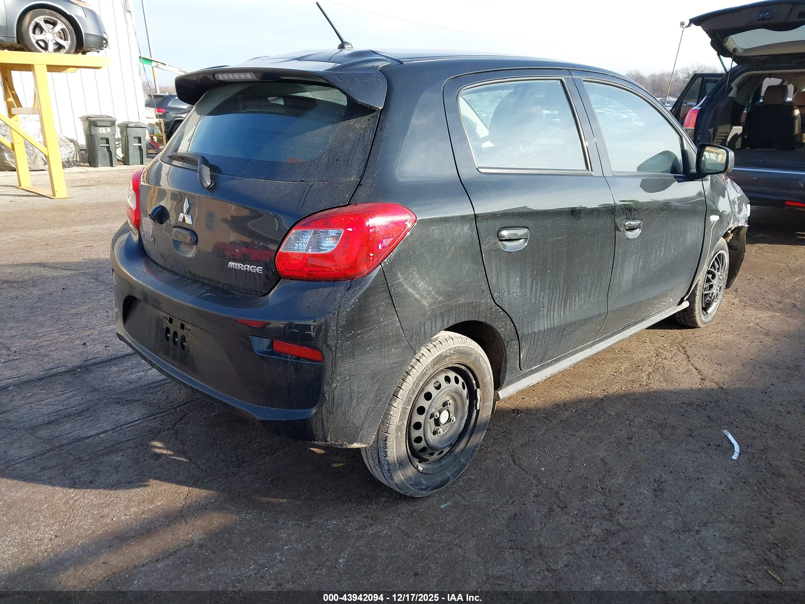 MITSUBISHI MIRAGE image 4