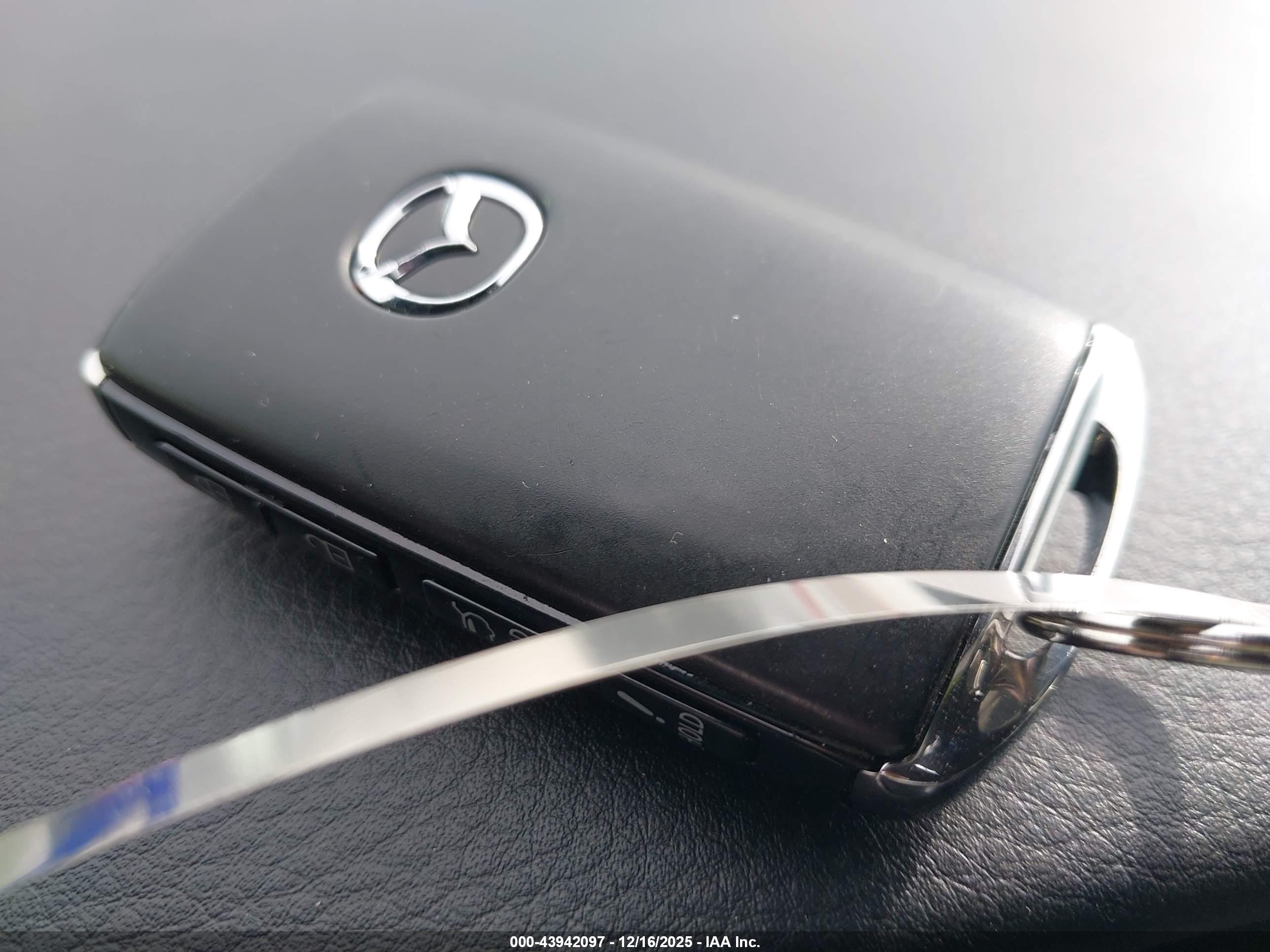 MAZDA CX-50 image 11