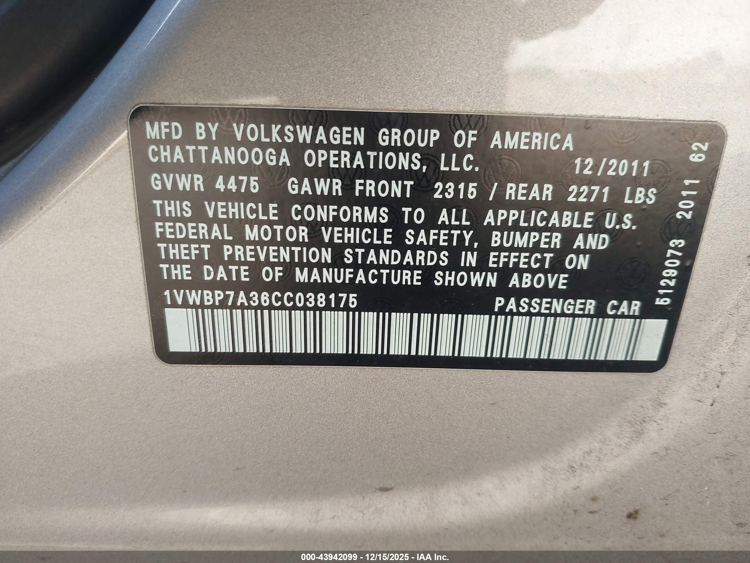 VOLKSWAGEN PASSAT image 9