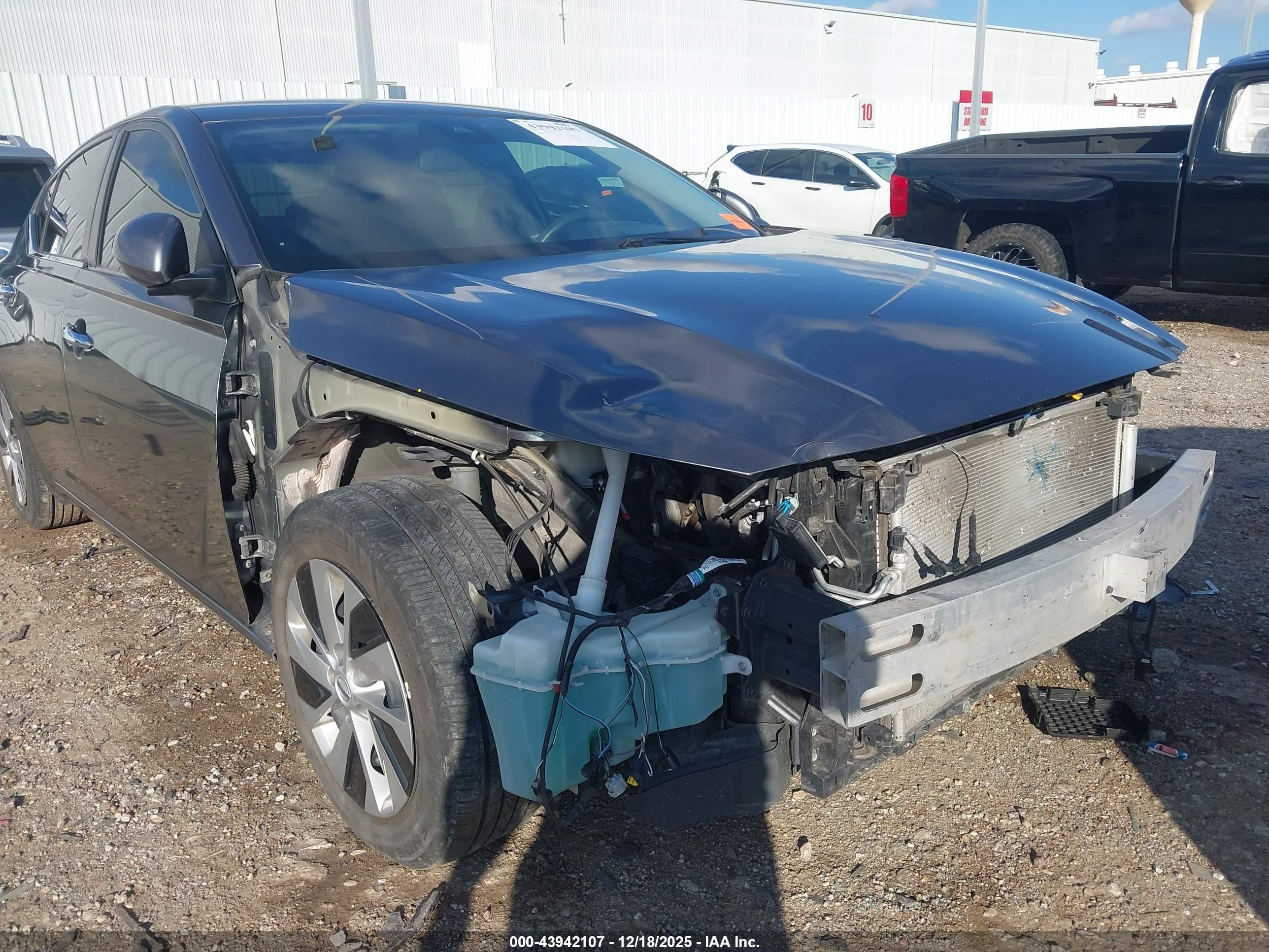 NISSAN ALTIMA image 6