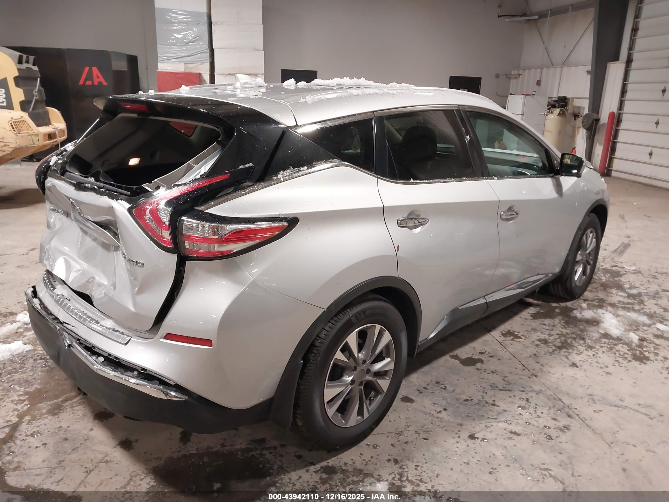 NISSAN MURANO image 4