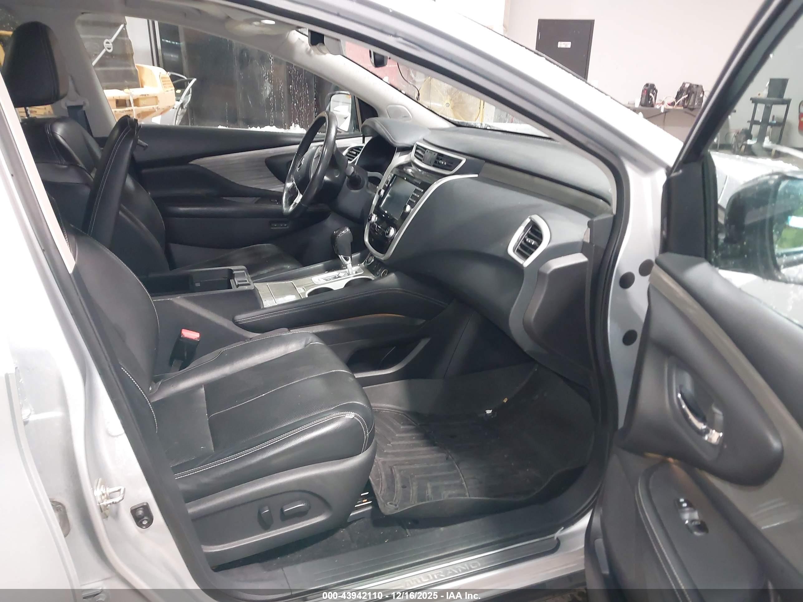 NISSAN MURANO image 5