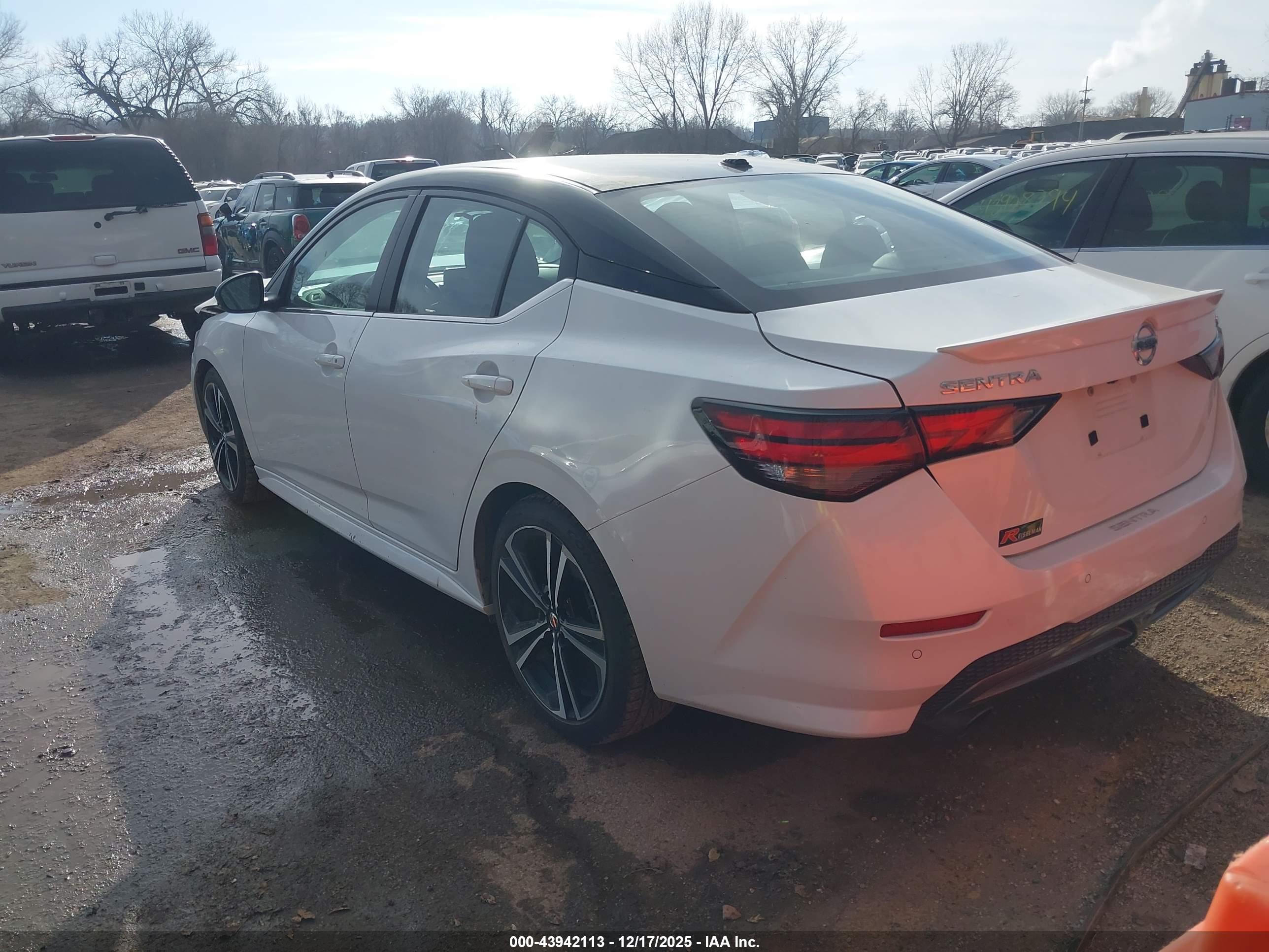 NISSAN SENTRA image 3