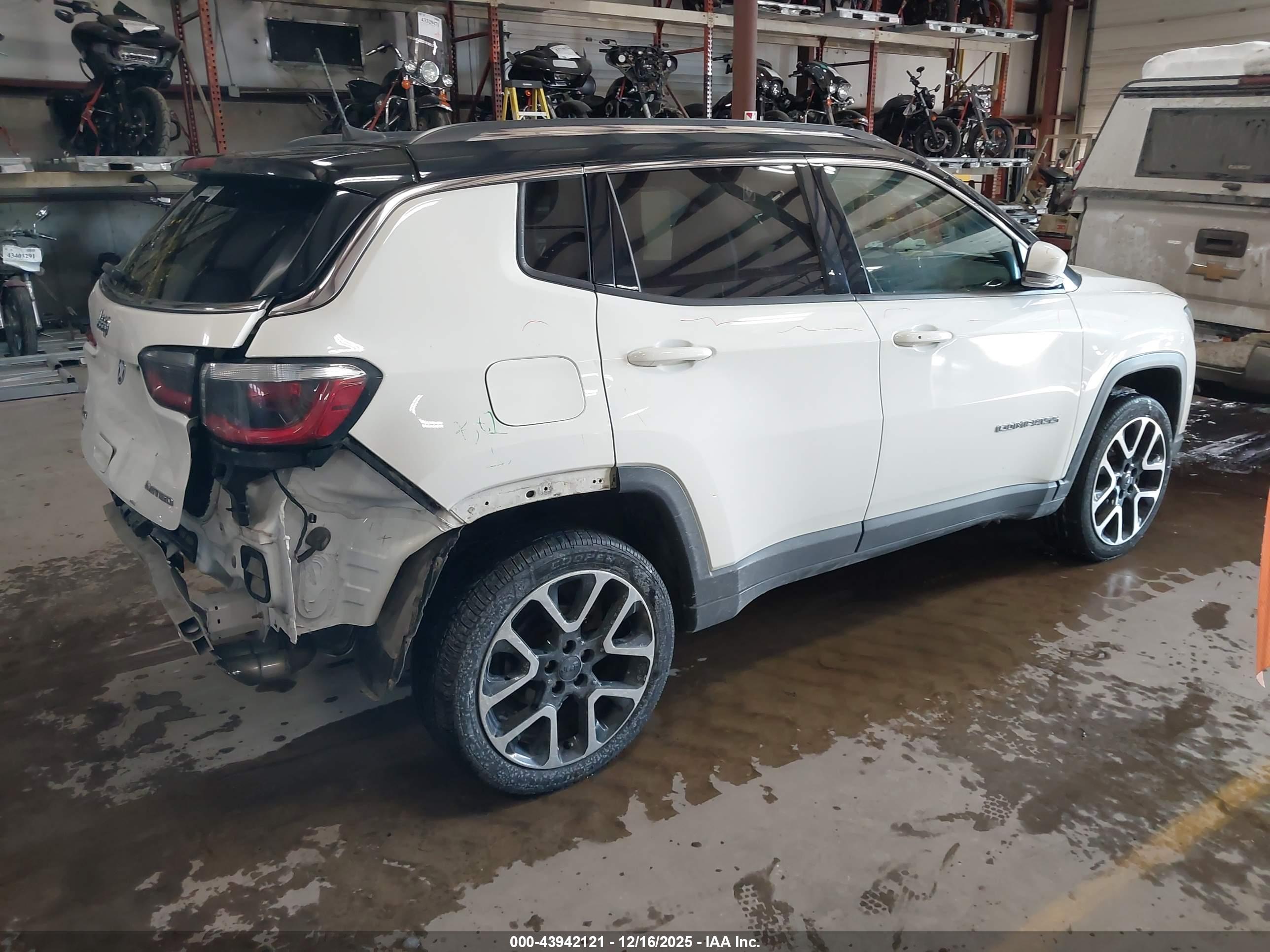 JEEP COMPASS image 4