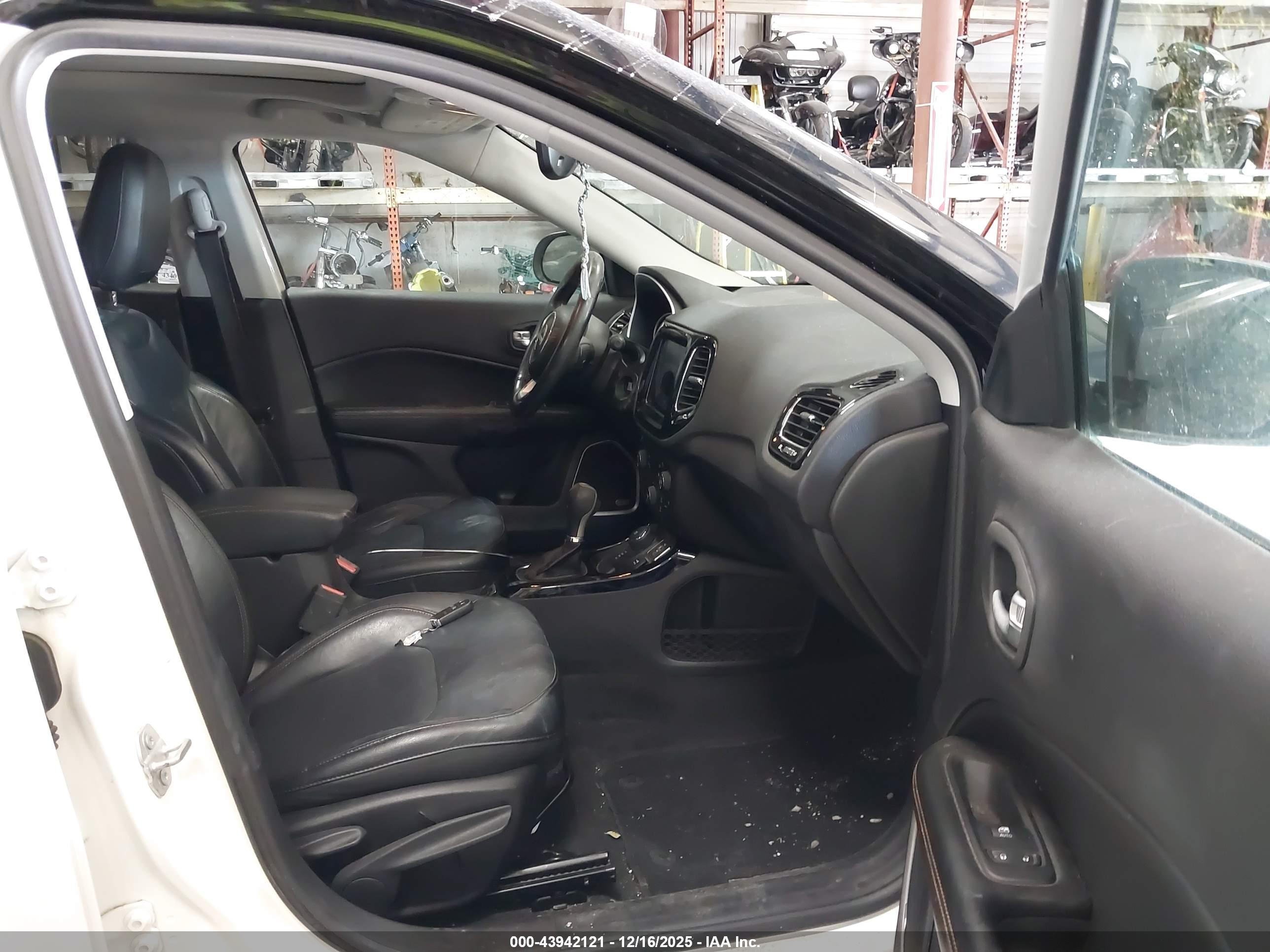 JEEP COMPASS image 5