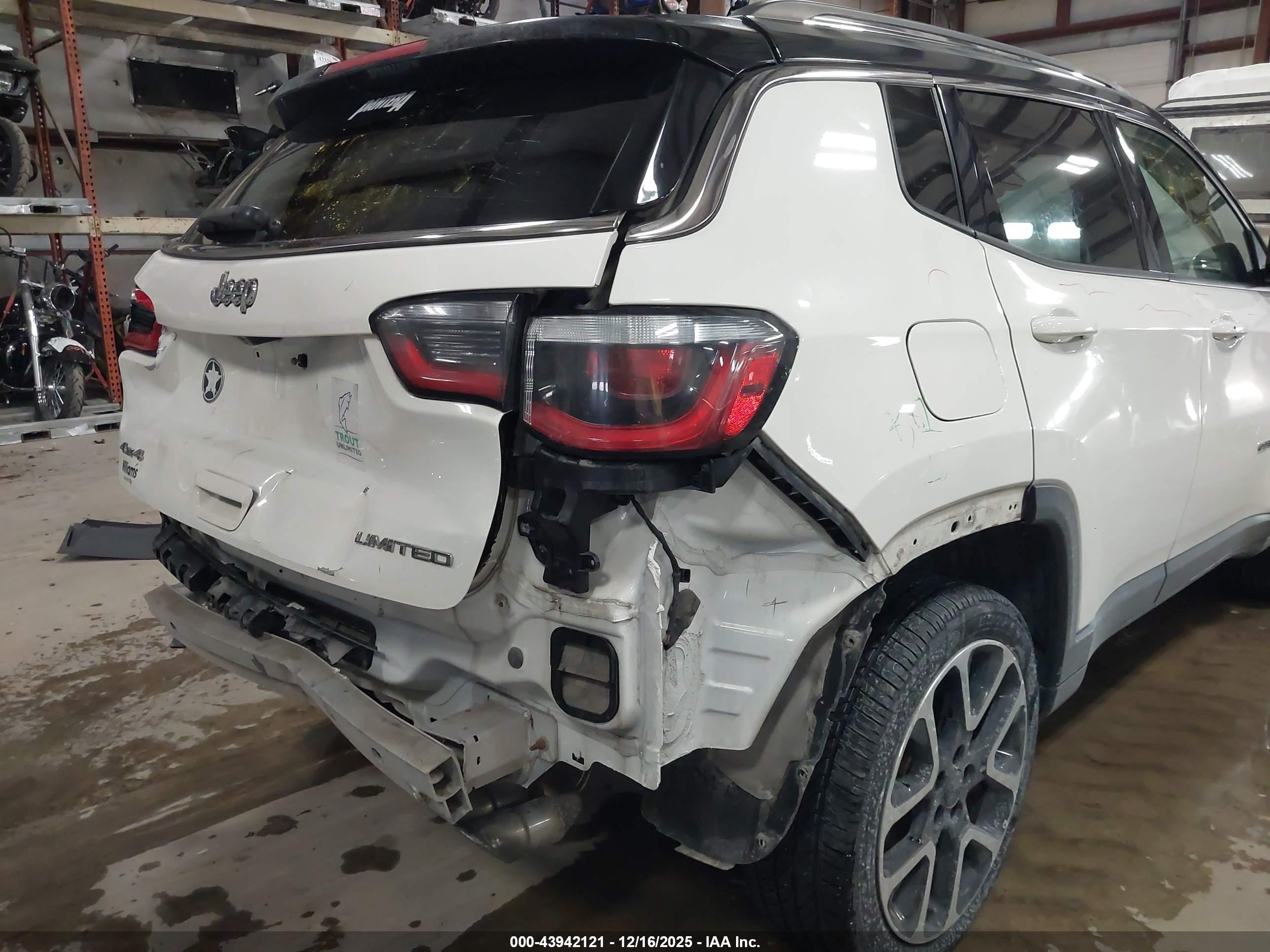 JEEP COMPASS image 6