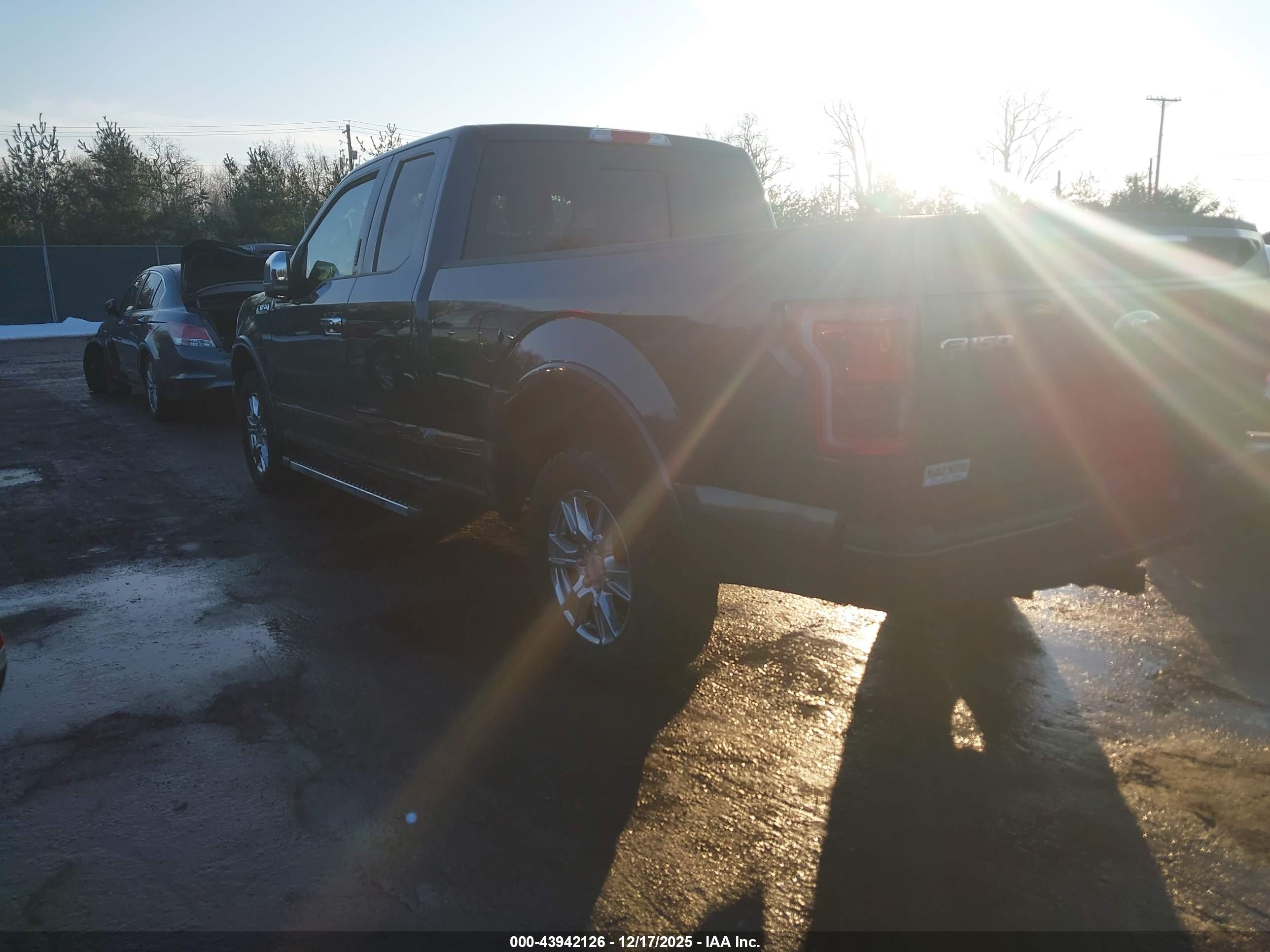 FORD F-150 image 3