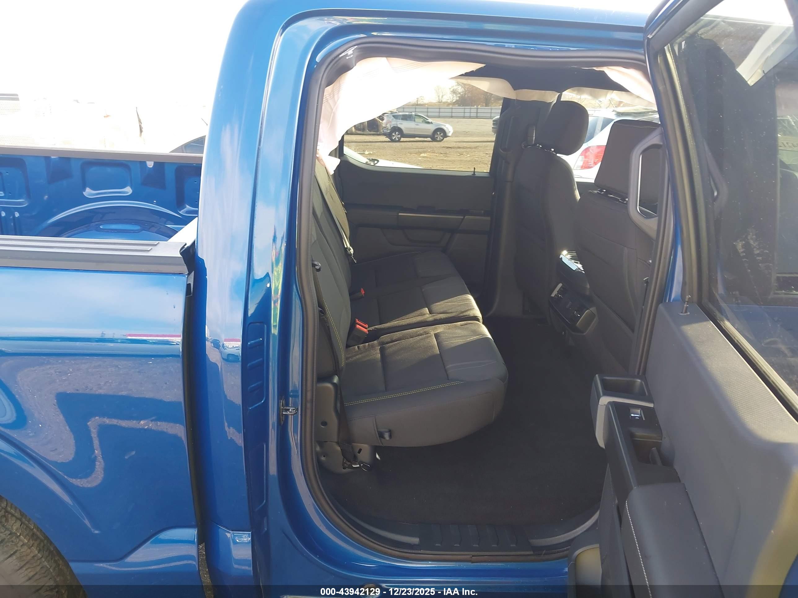 FORD F-150 image 8