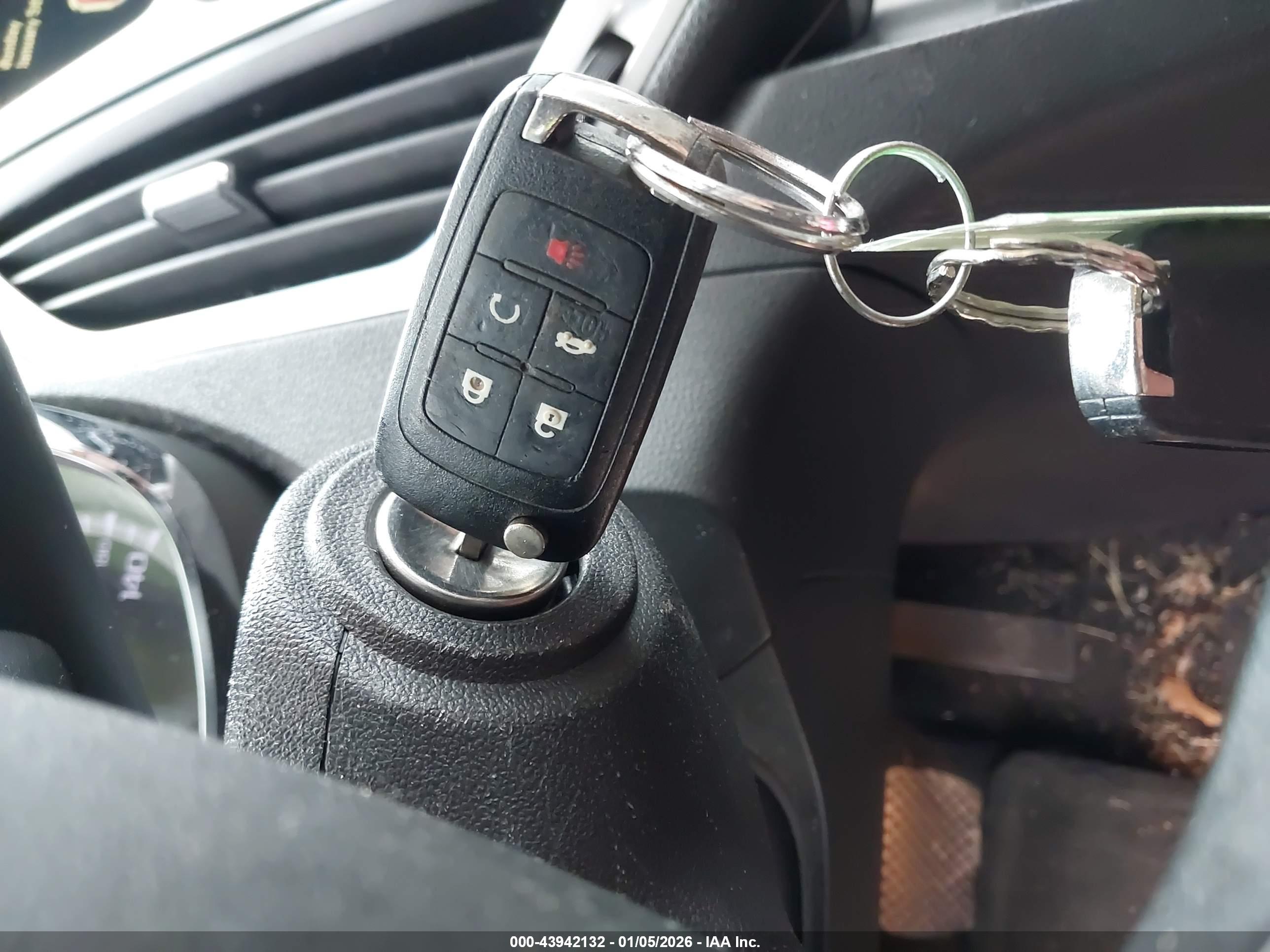 GMC TERRAIN image 11