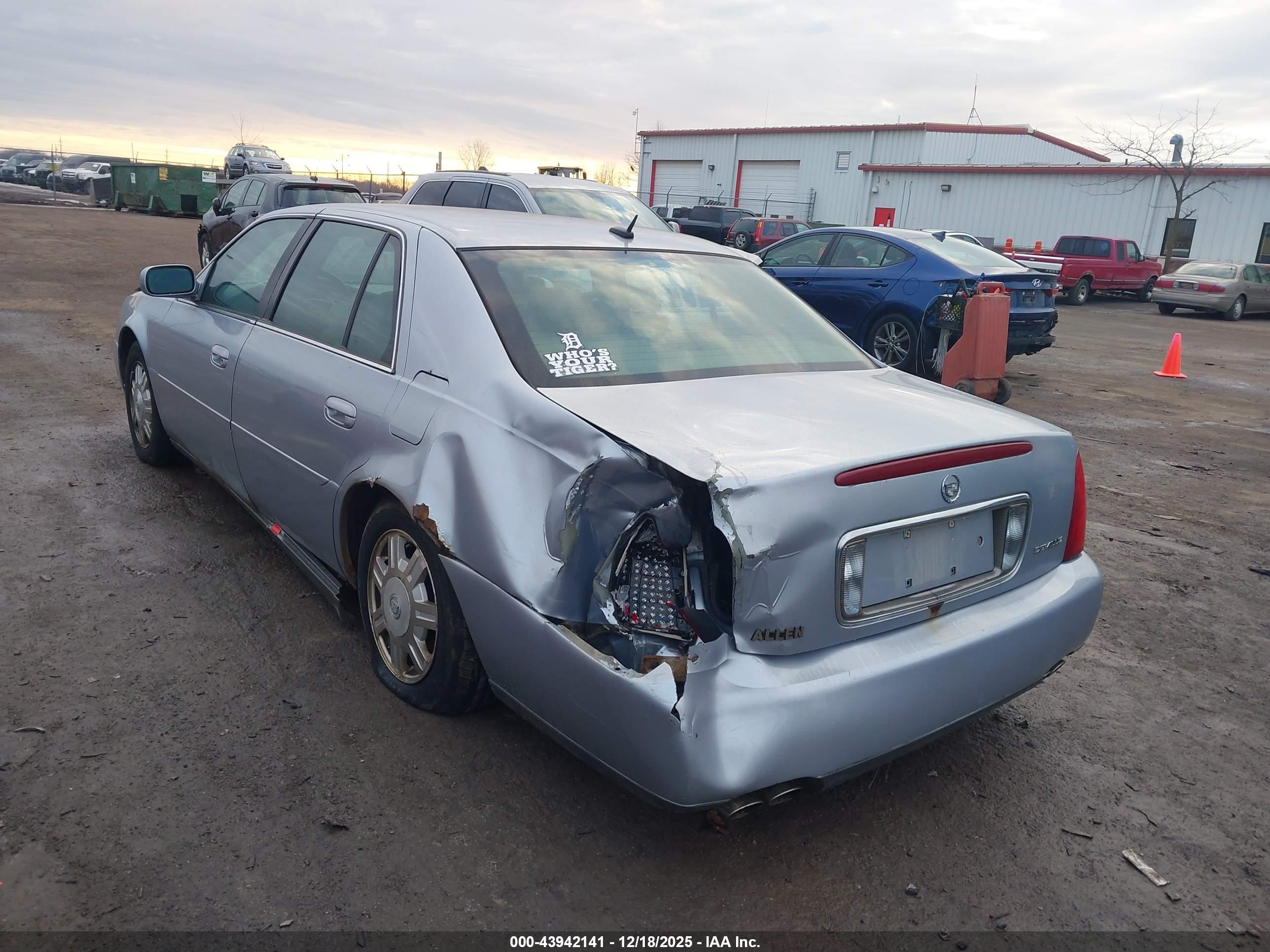 CADILLAC DEVILLE image 3