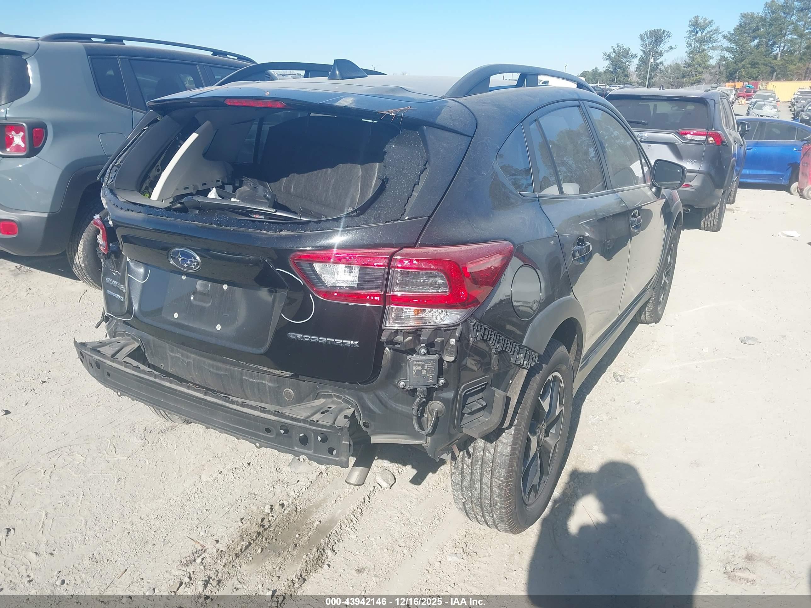 SUBARU CROSSTREK image 4